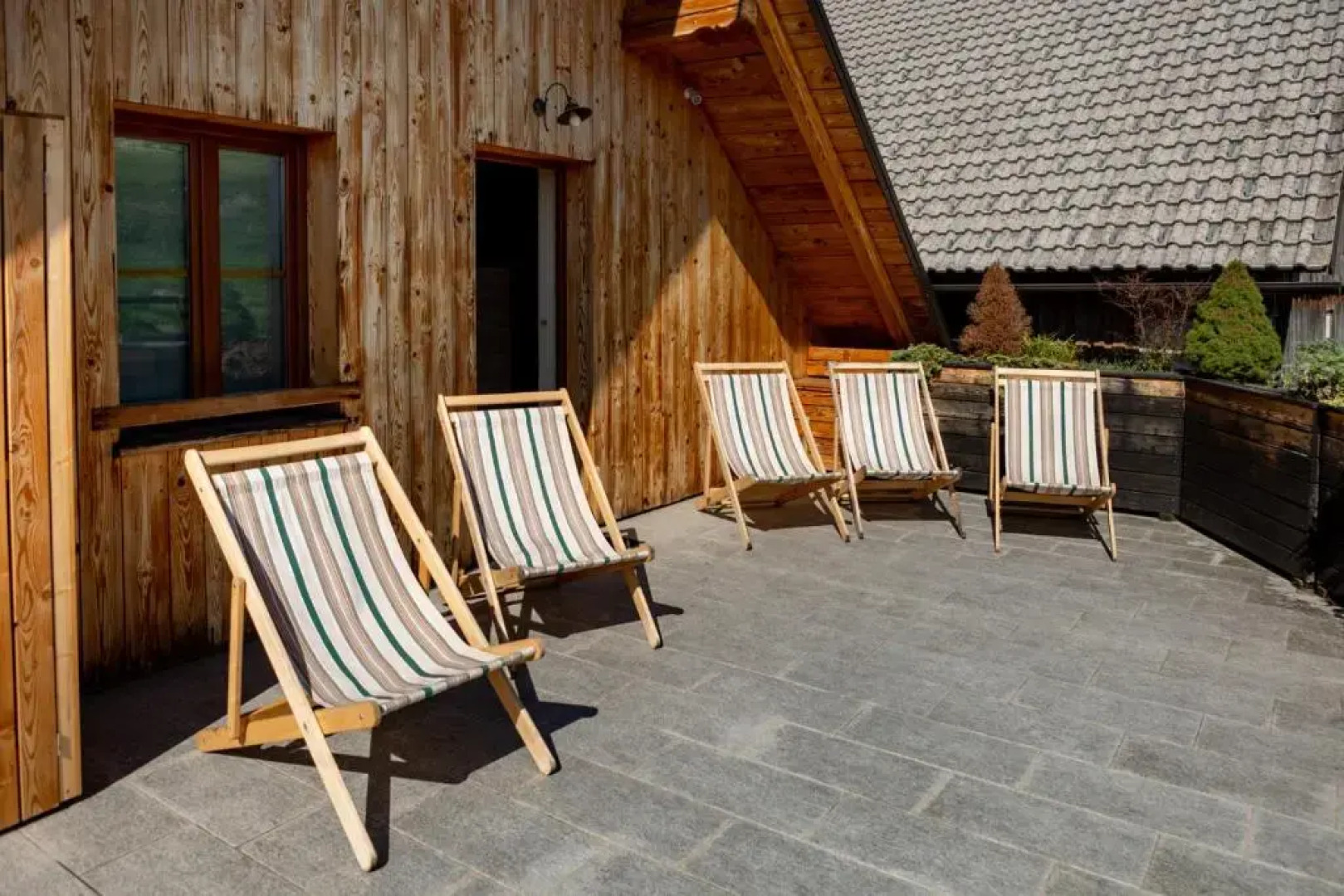 youth hostel arsviva