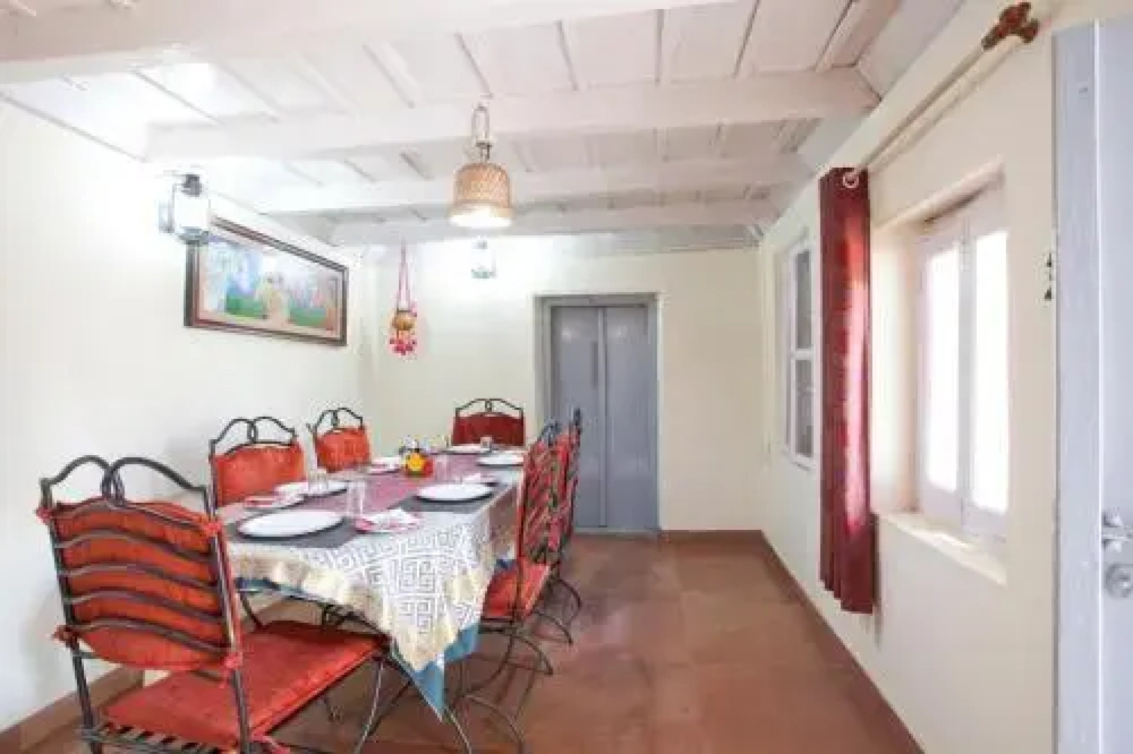 The Blue Mountains Estate Stay