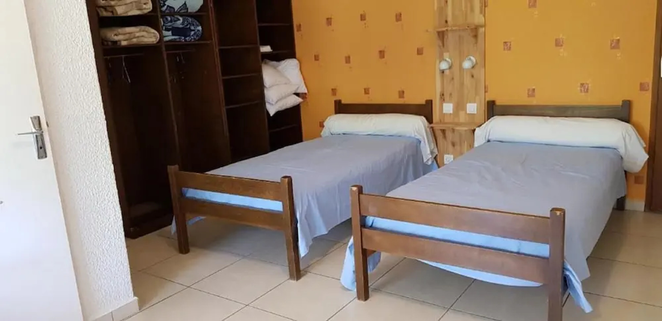 Village Club Yravals