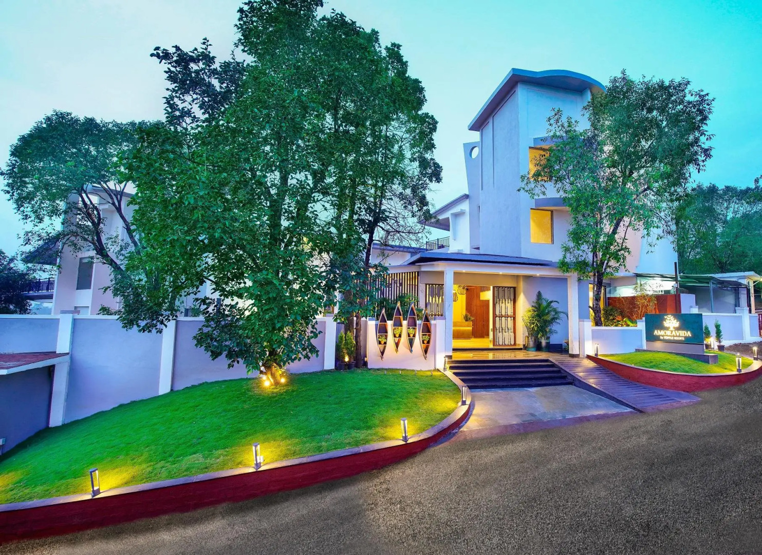 Amoravida By 7 Apple Resorts