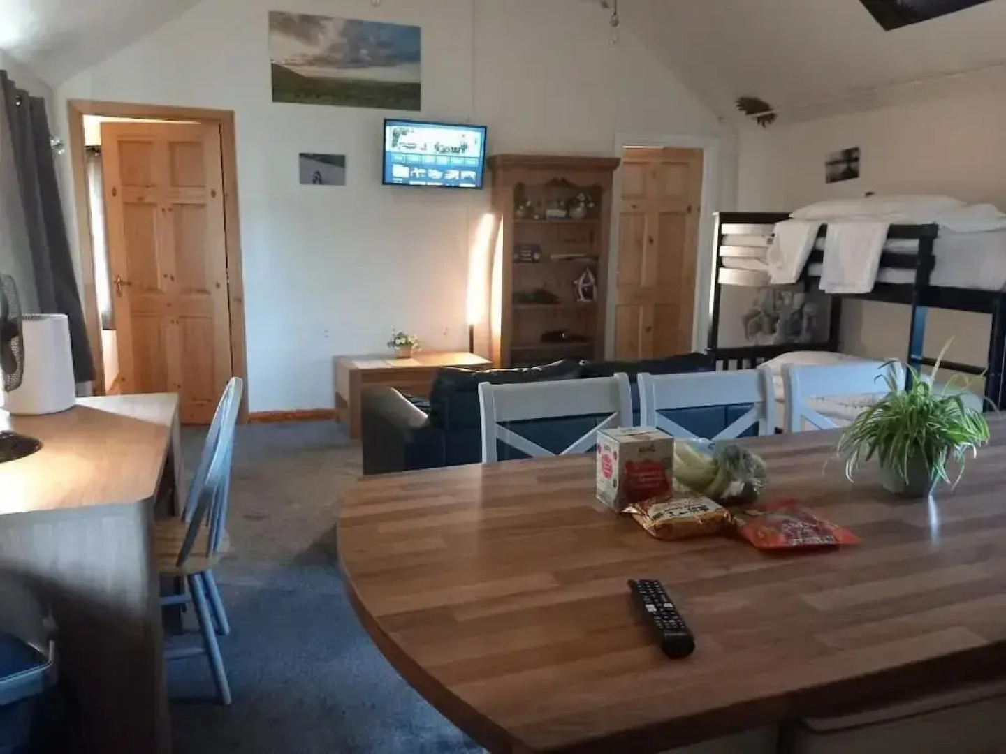 Mattys Pub & Apartments