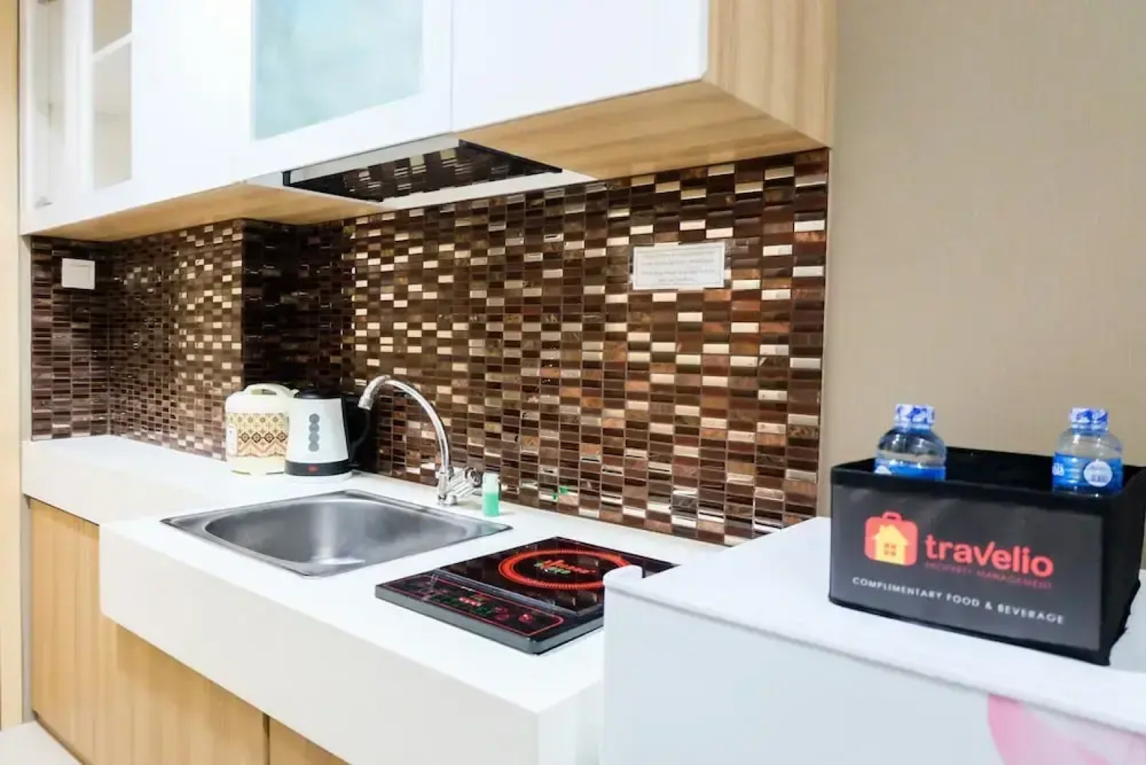 Cozy Studio Tree Park Apartment near ICE BSD