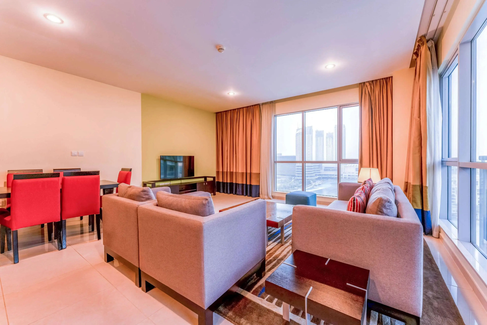 Отель Ramada by Wyndham Downtown Dubai
