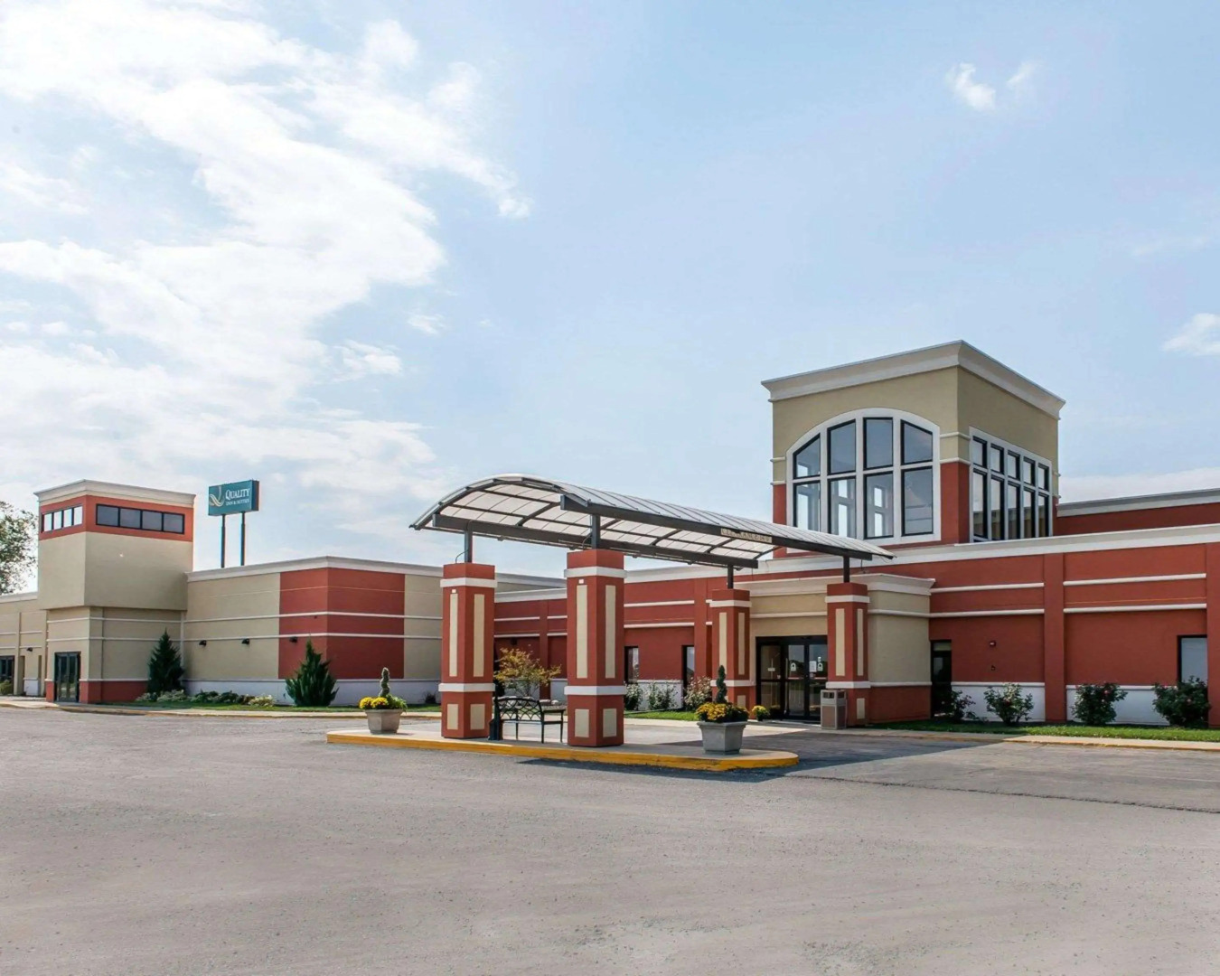 Quality Inn & Suites Mattoon South