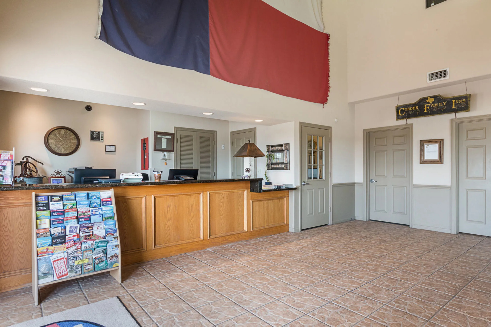 Lone Star Inn & Suites