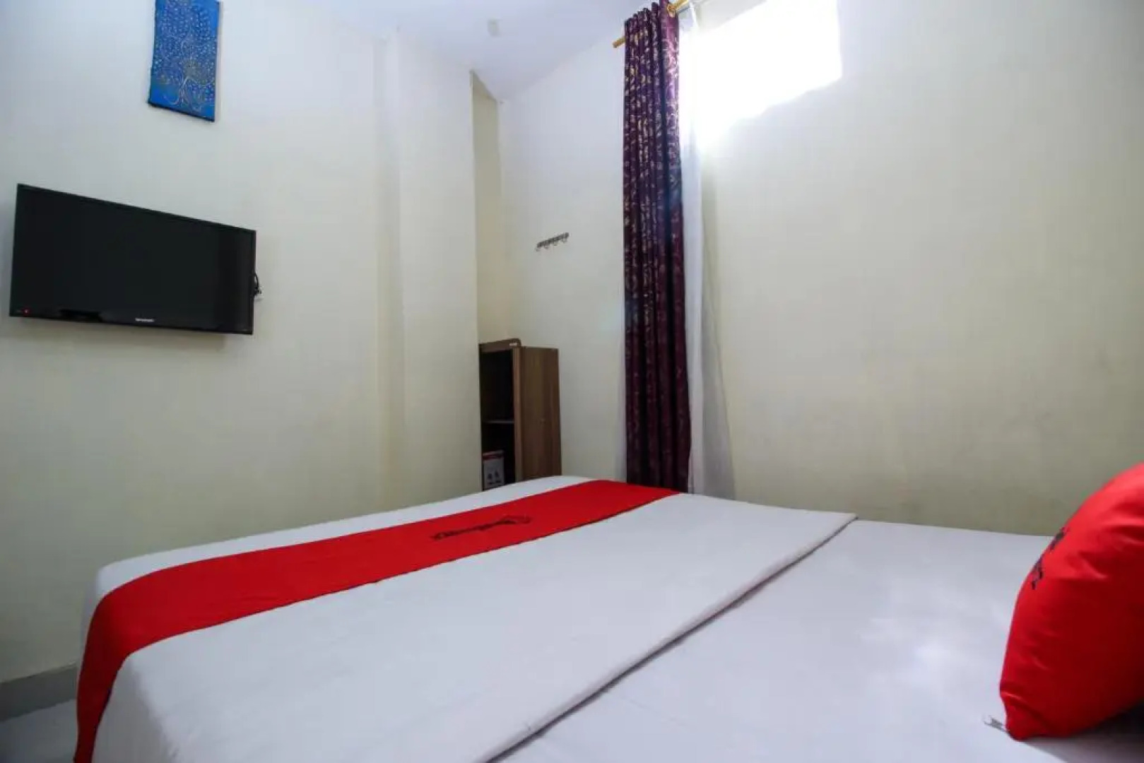 RedDoorz Syariah at Wijaya Imperial Hotel