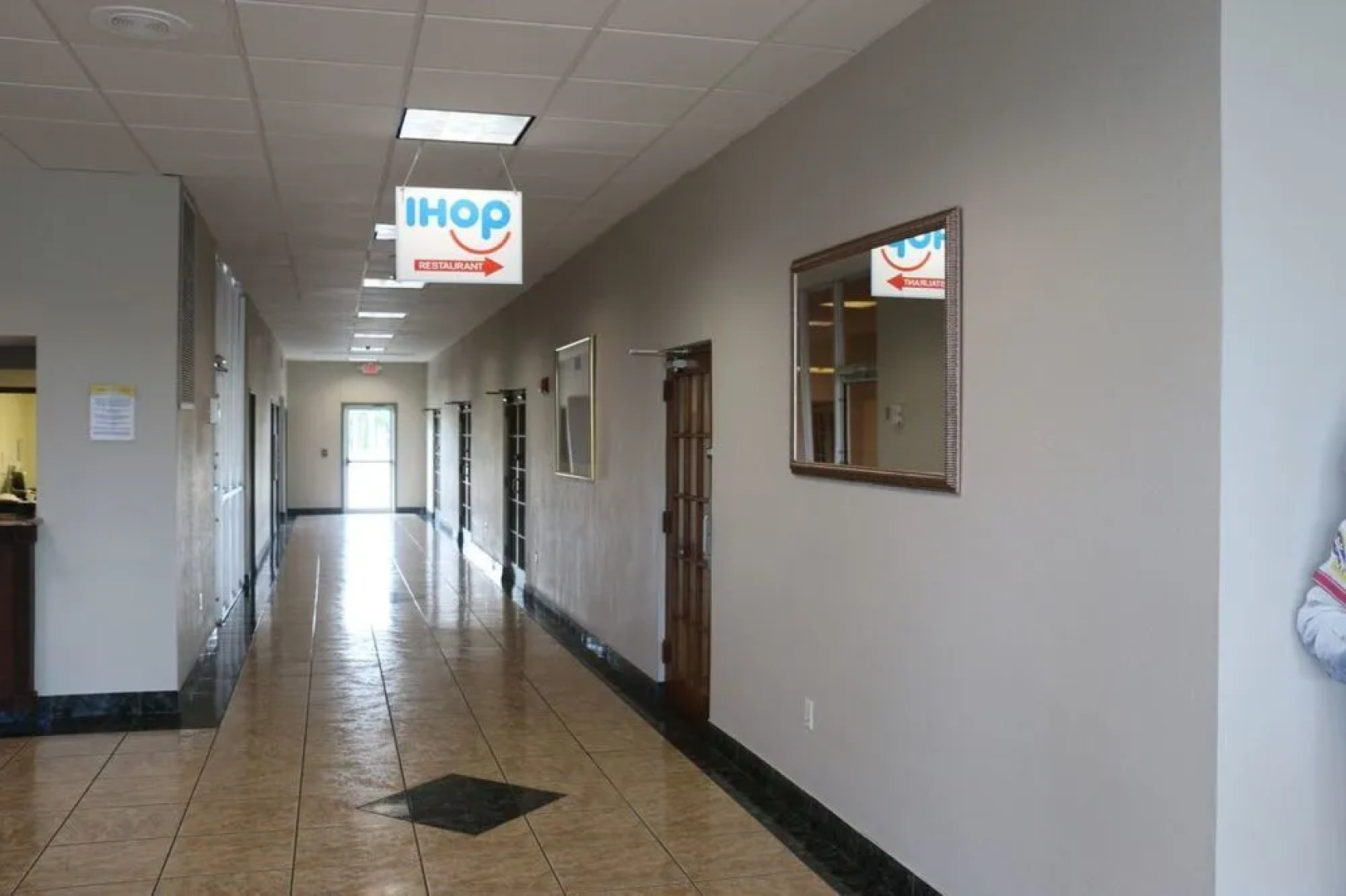 Days Inn By Wyndham Titusville Kennedy Space Center