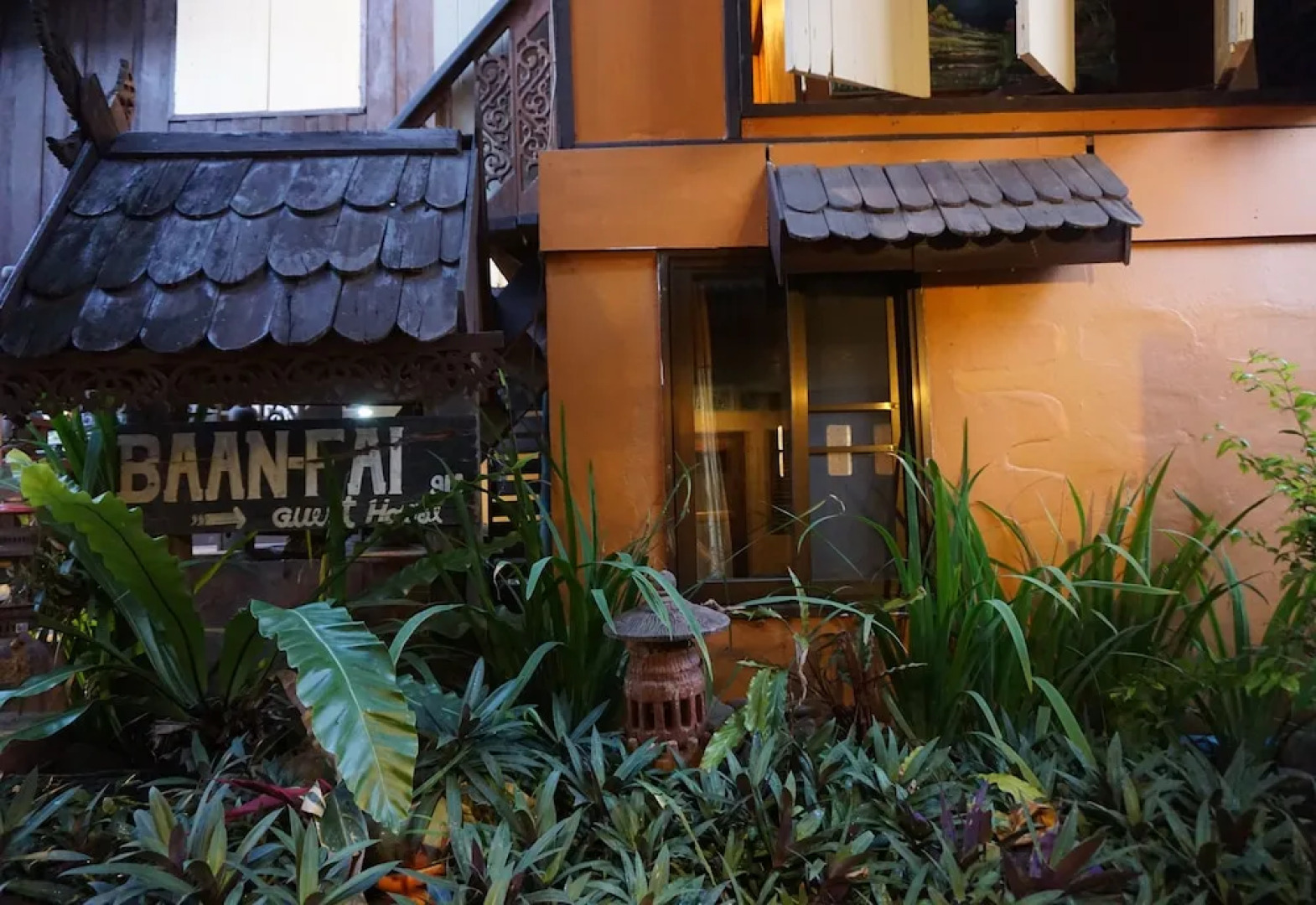 Baanfai Guesthouse
