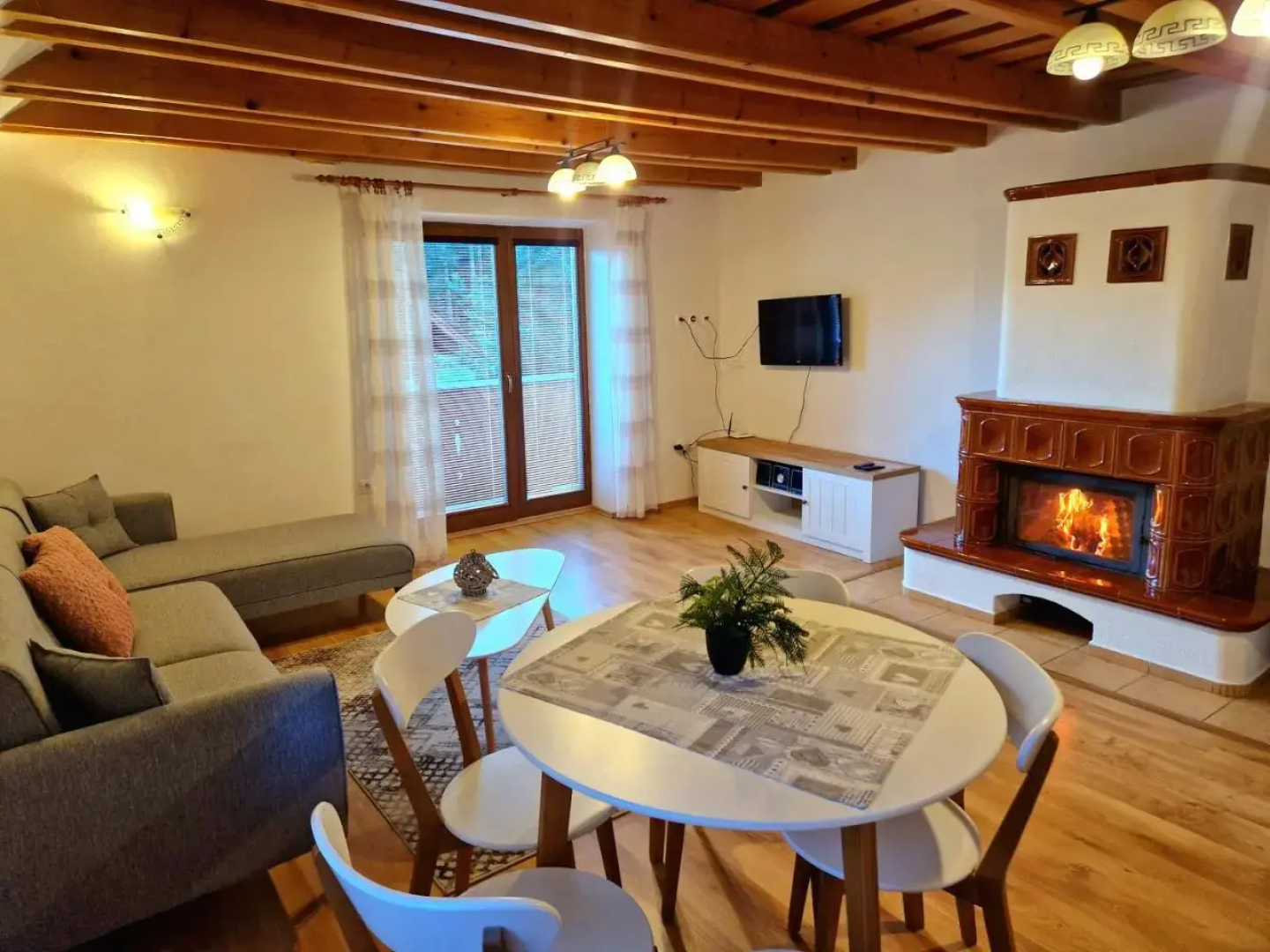 Pension/Apartments Kúria na Táloch