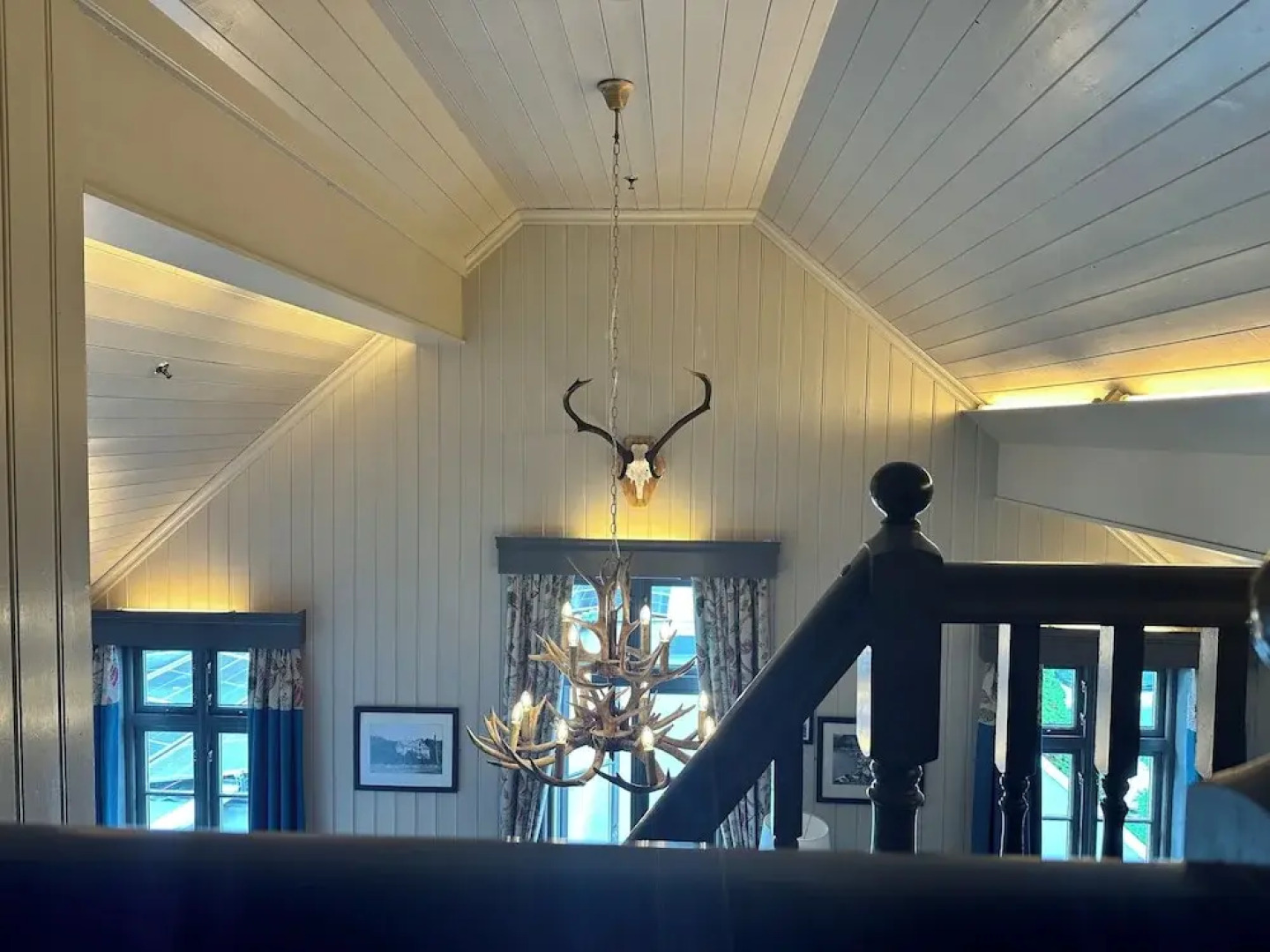 Hofslund Fjord Hotel