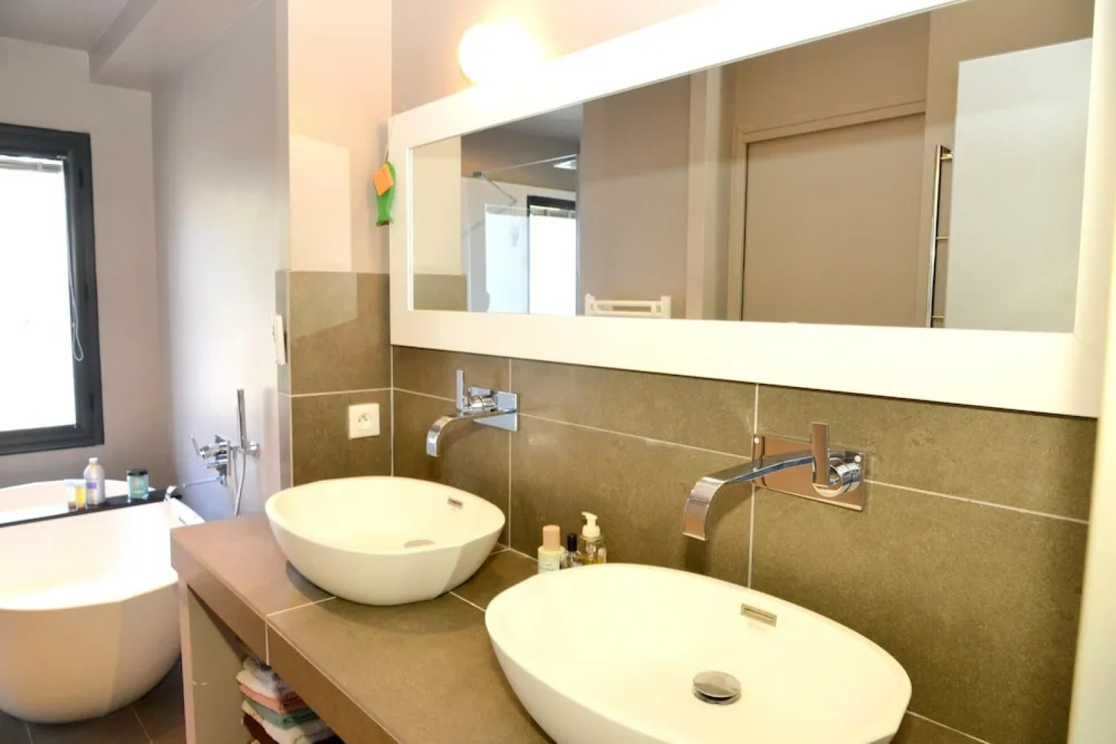 Villa With 5 Bedrooms in Garéoult, With Private Pool, Furnished Garden