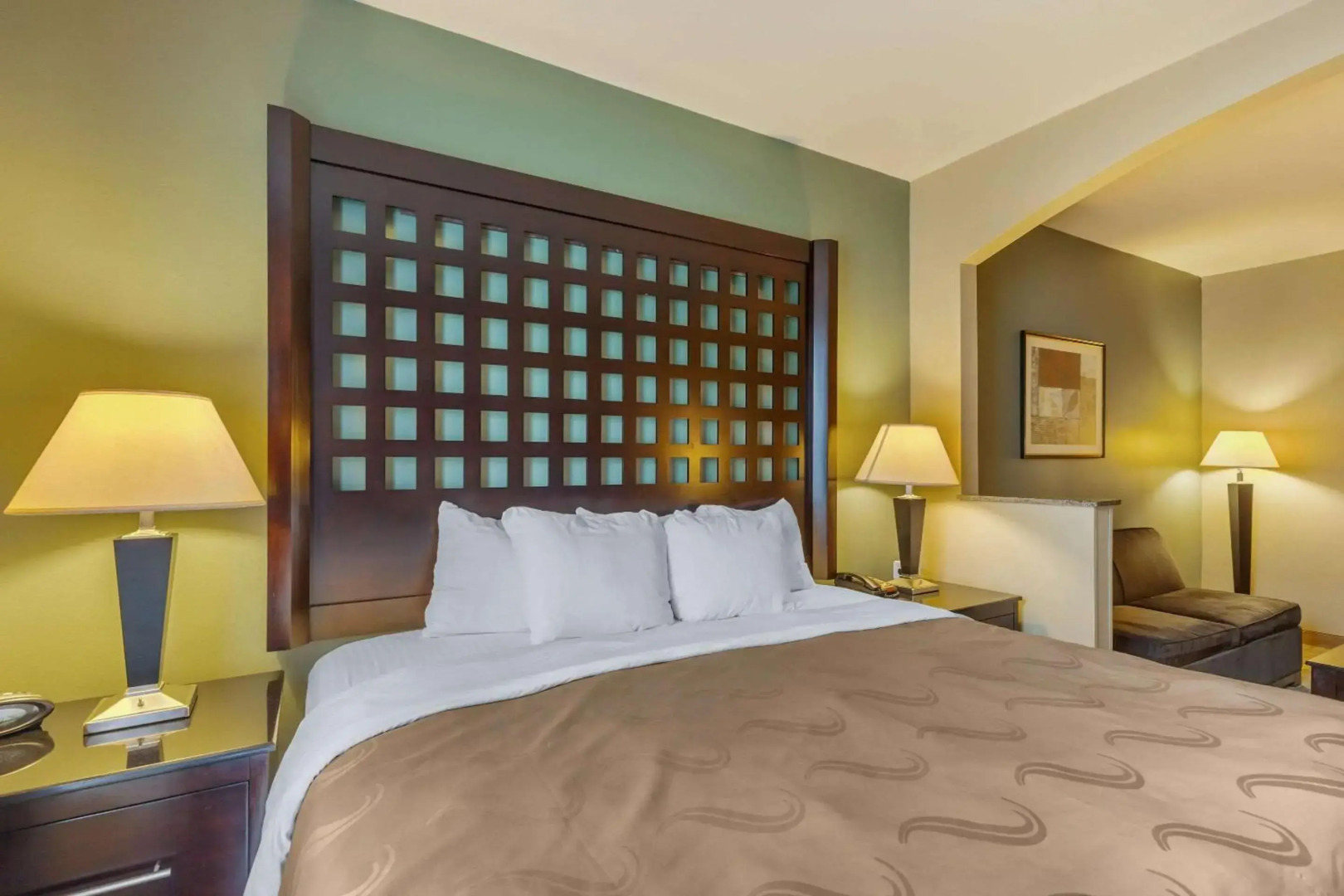 Quality Suites Sherman