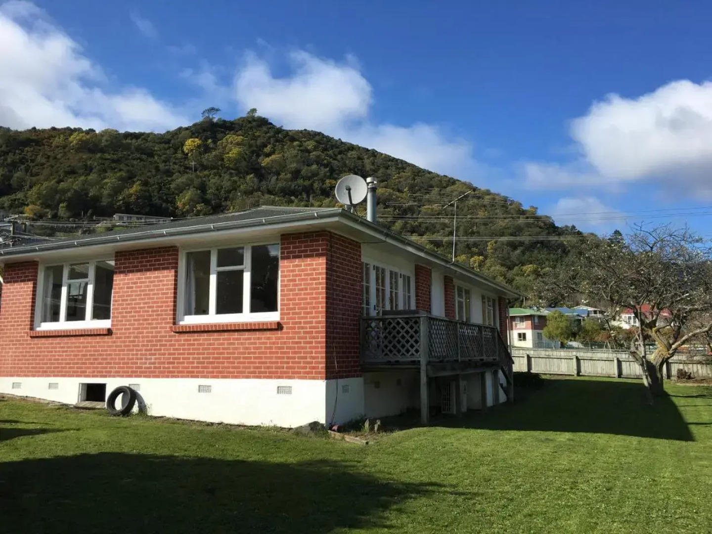 Close to Picton Town