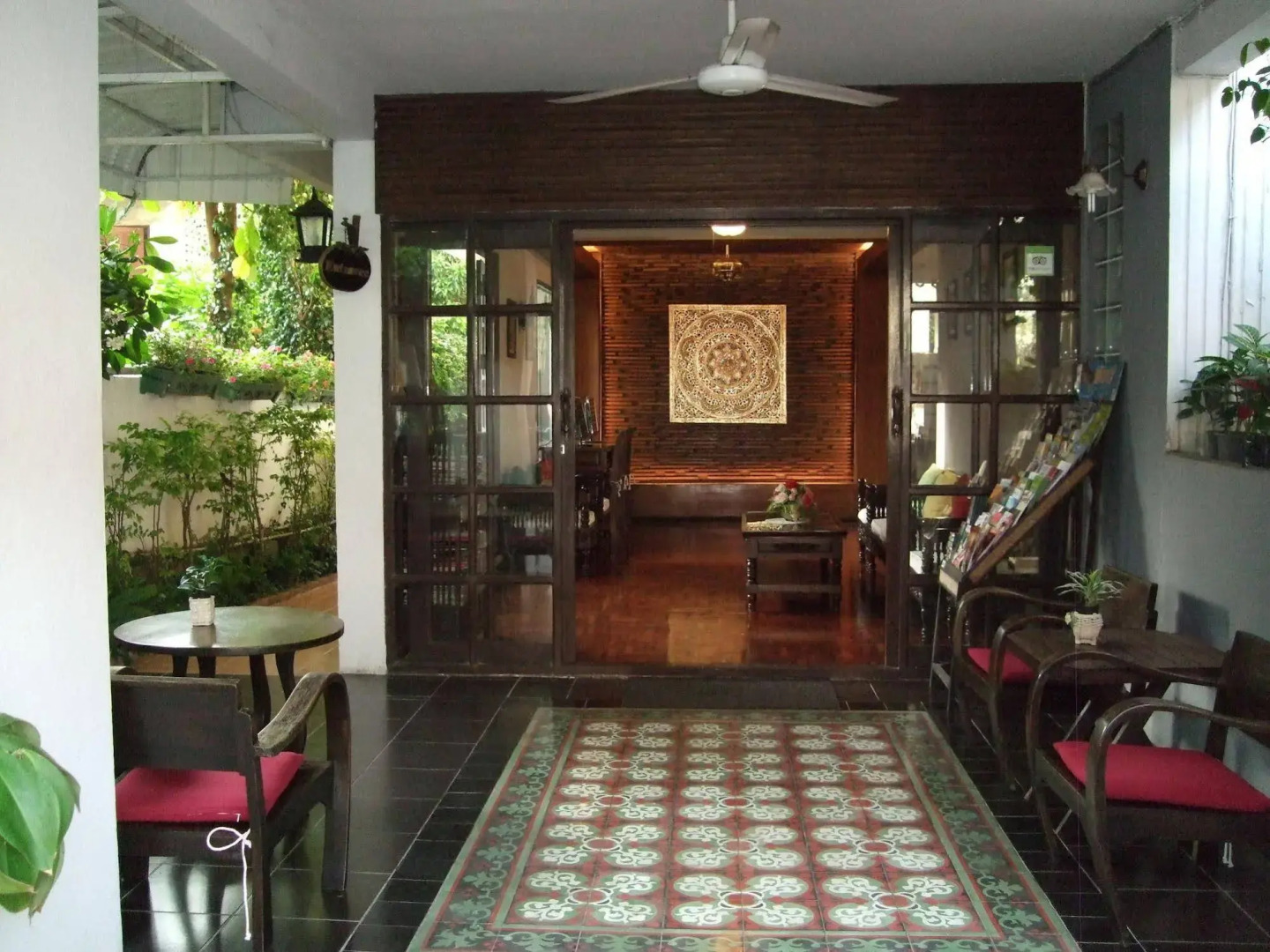Rachamankha Flora House