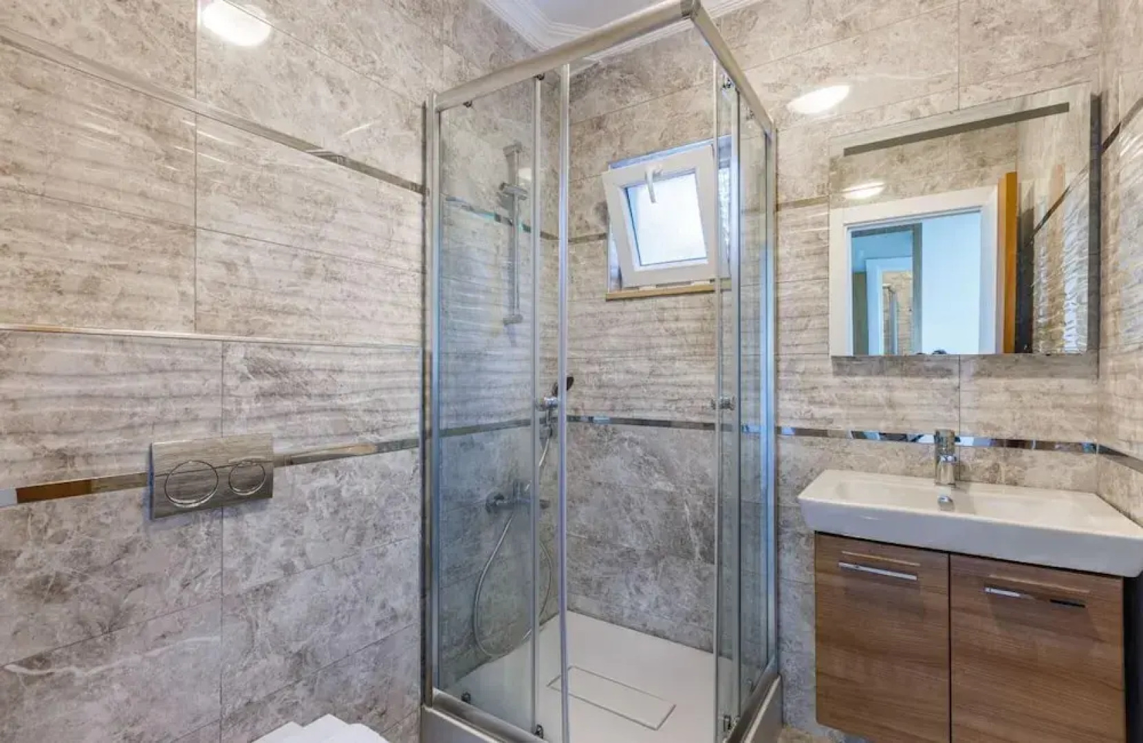 Peaceful Villa With a Garden in Kartepe Near Sapanca