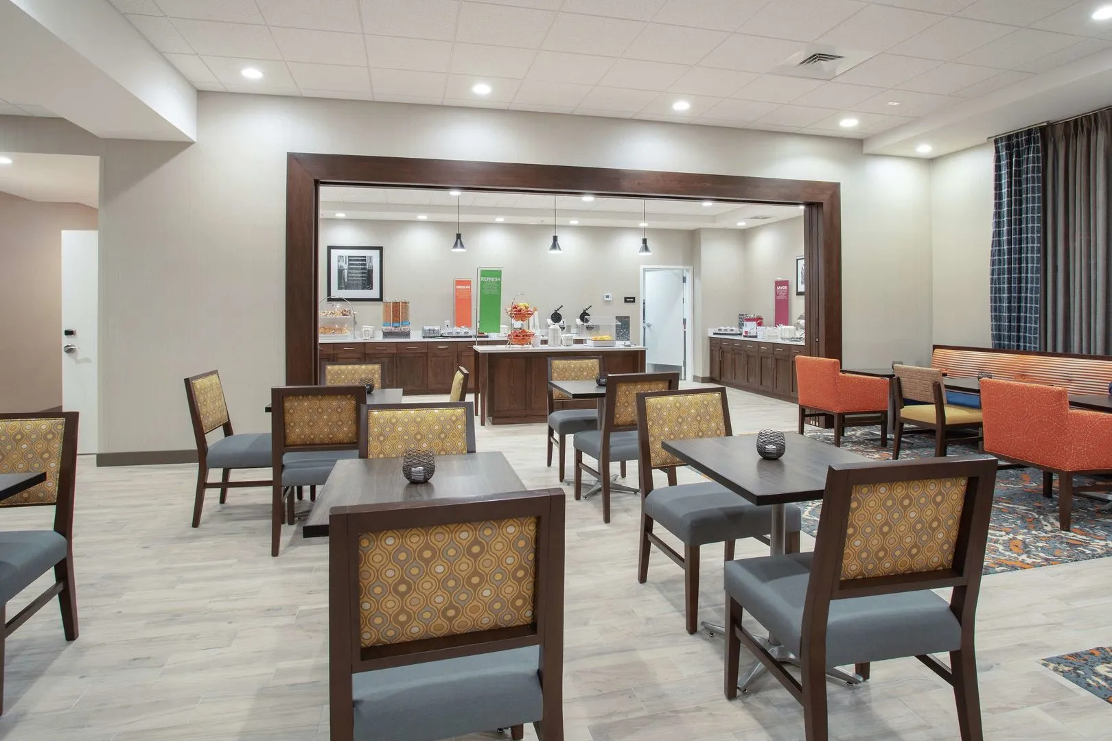 Hampton Inn & Suites Logan