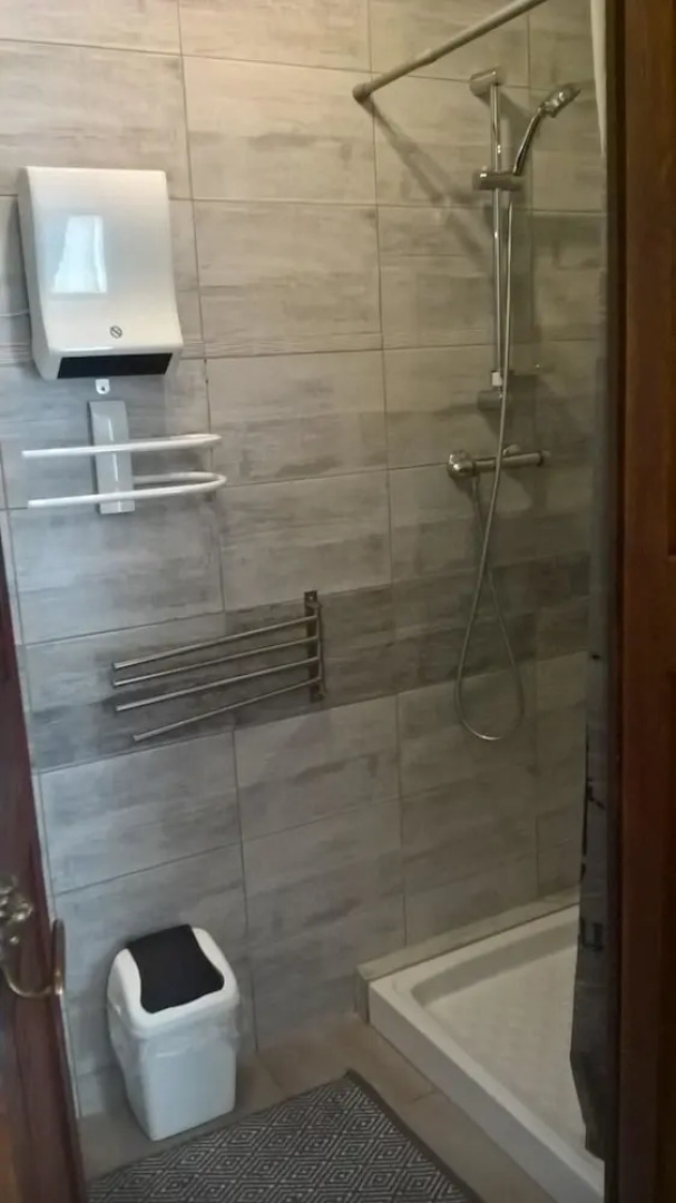 House With one Bedroom in Le Change, With Furnished Garden and Wifi