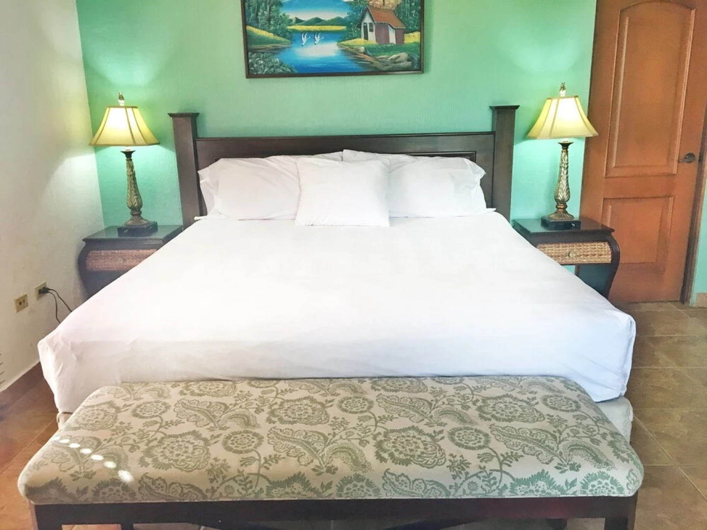 Granada Supreme Grand Royalty Suite 121