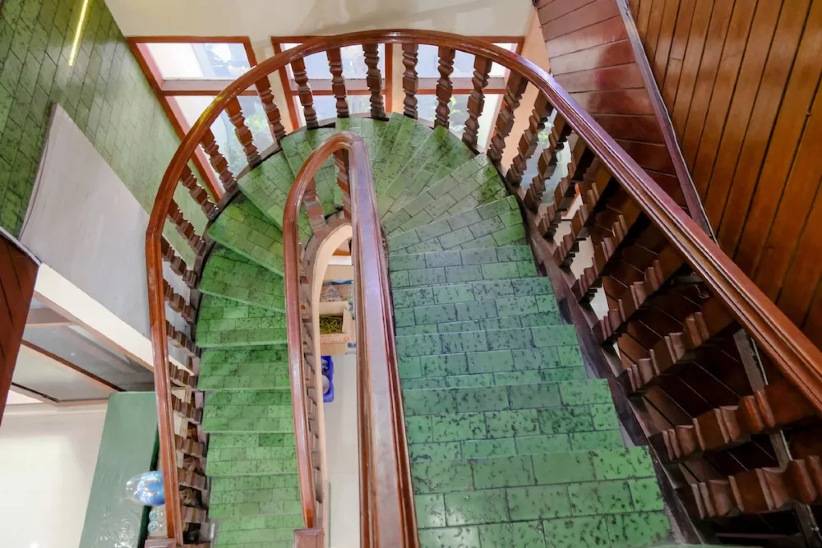 Spot On 1761 Hotel Dirgahayu