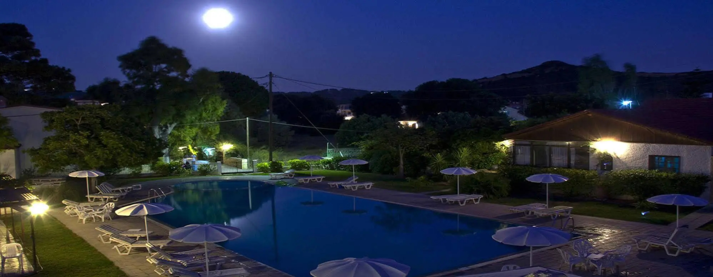 Eleonas Hotel Aparts