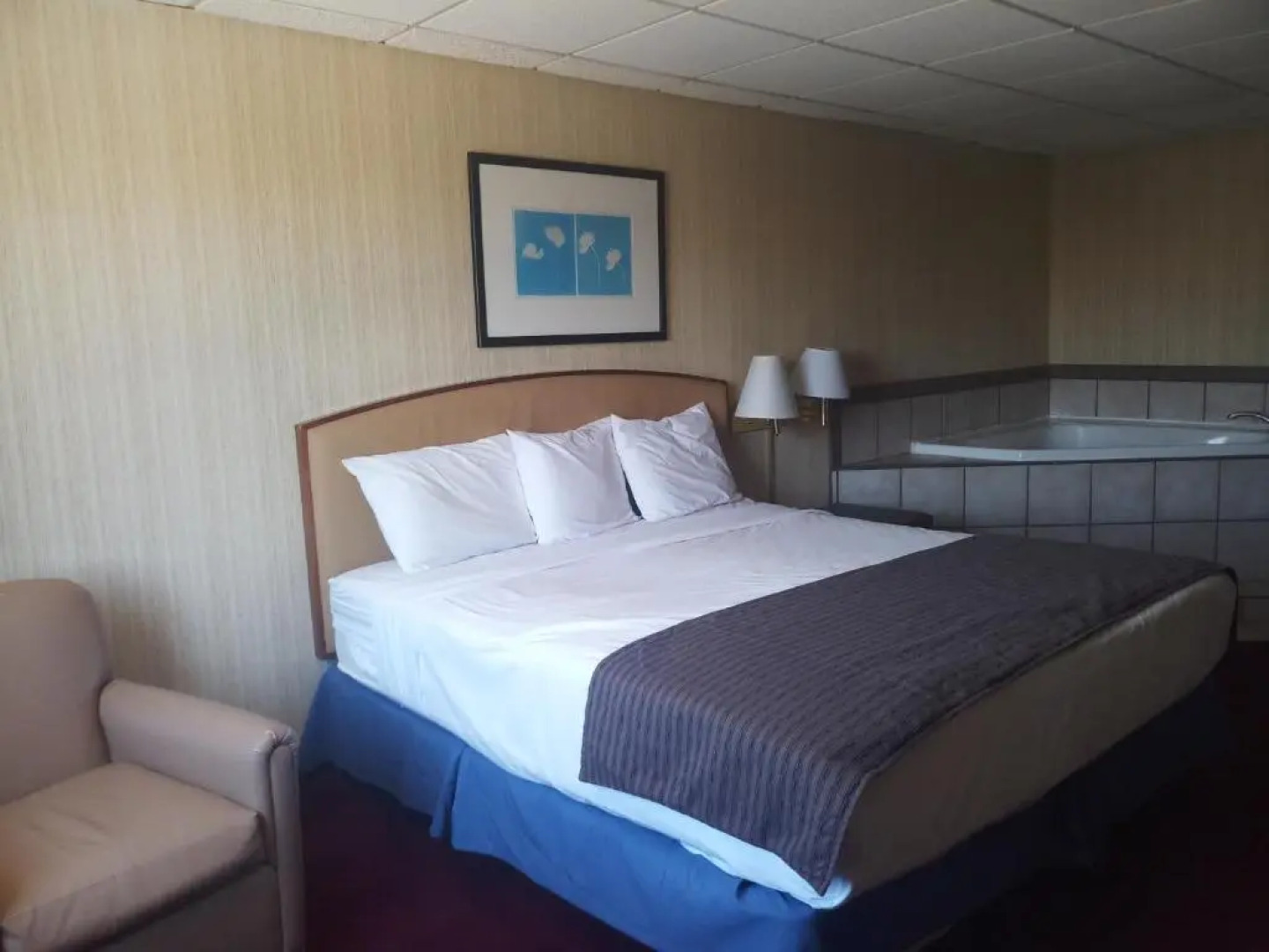 Travel Inn & Suites