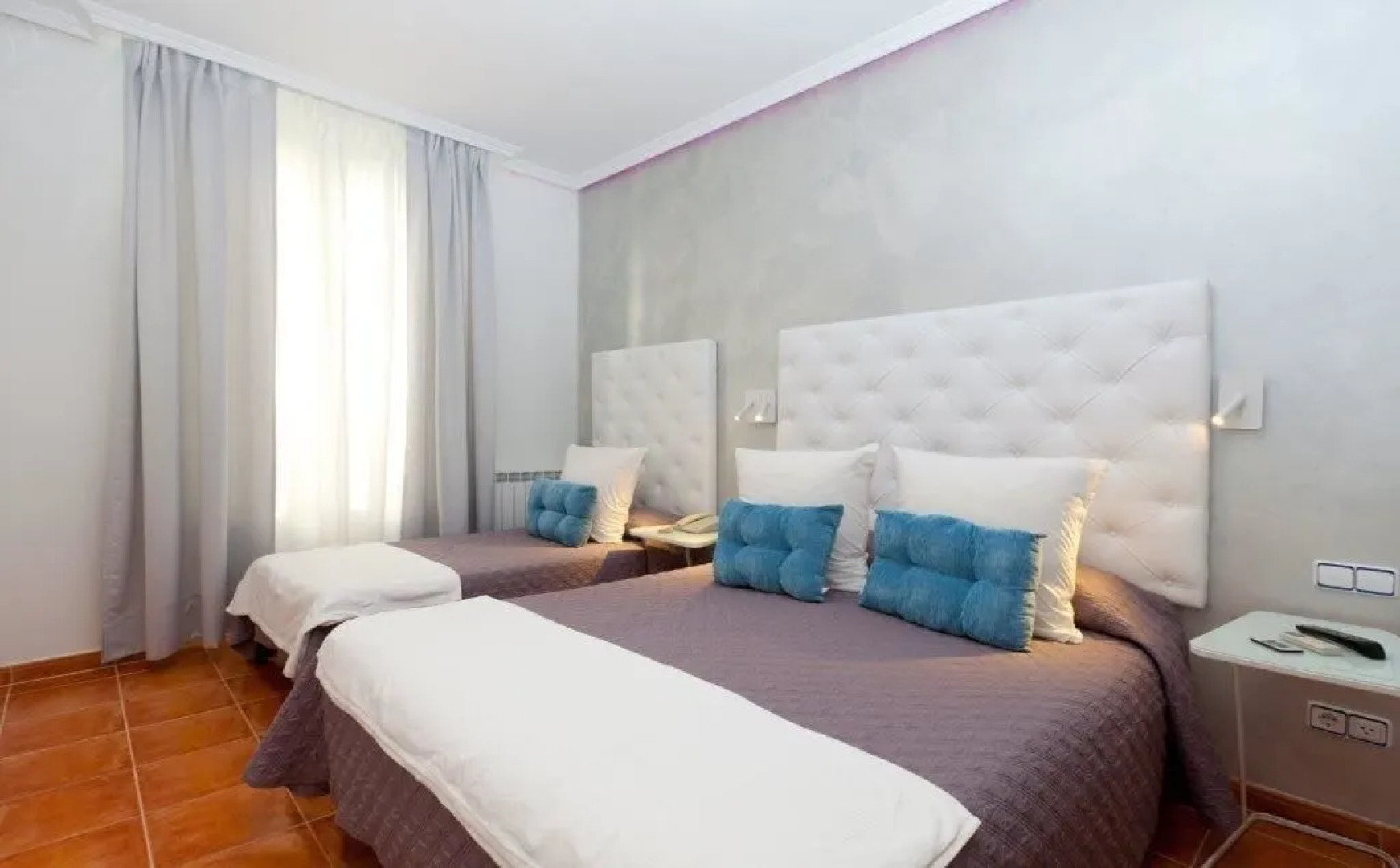 Hostal Las Fuentes - Adults Only