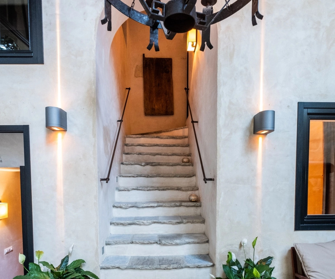 Boutique Hotel V-by Grupo Tribu