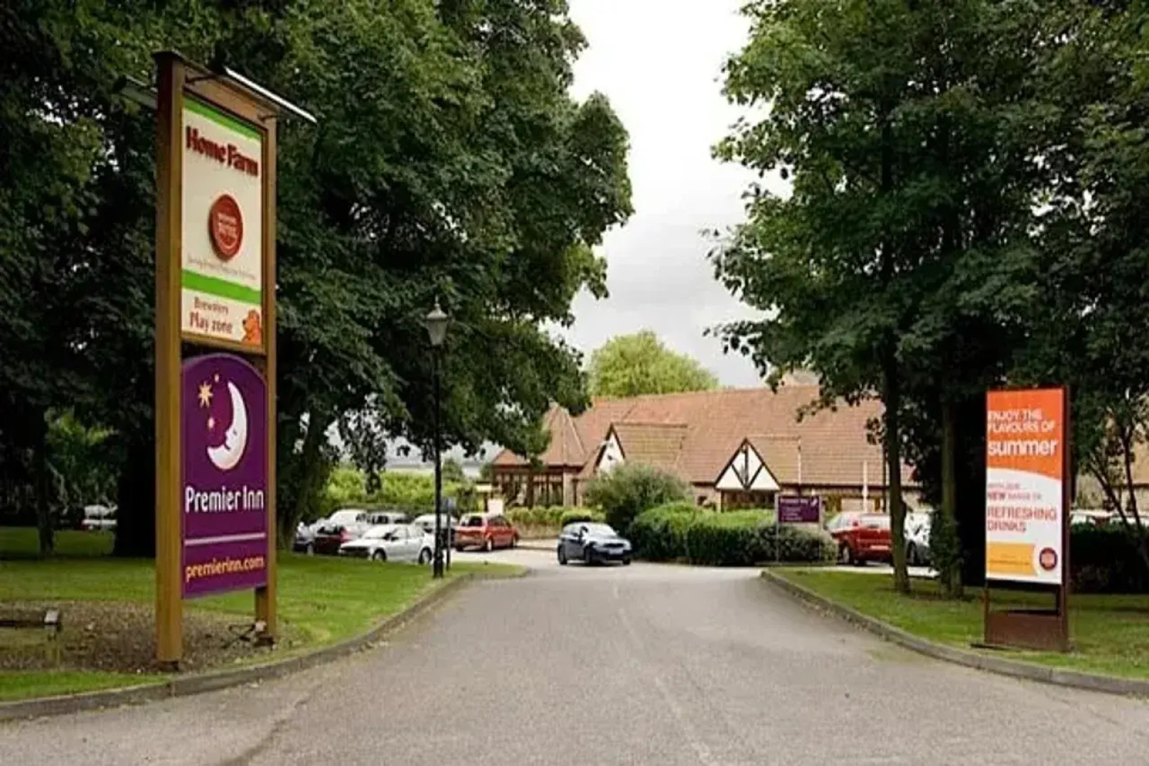 Premier Inn Hull West