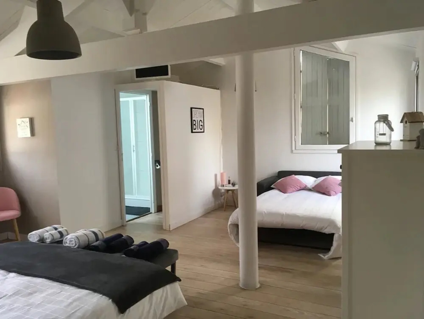 Chambres dHotes Des Tours A La Rochelle