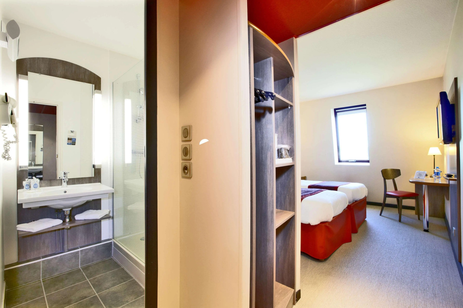 Kyriad Prestige Compiègne Hotel & Spa