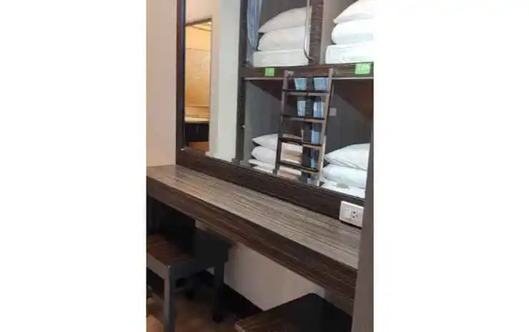 Walking Street Hostel by New Wave - Adults Only