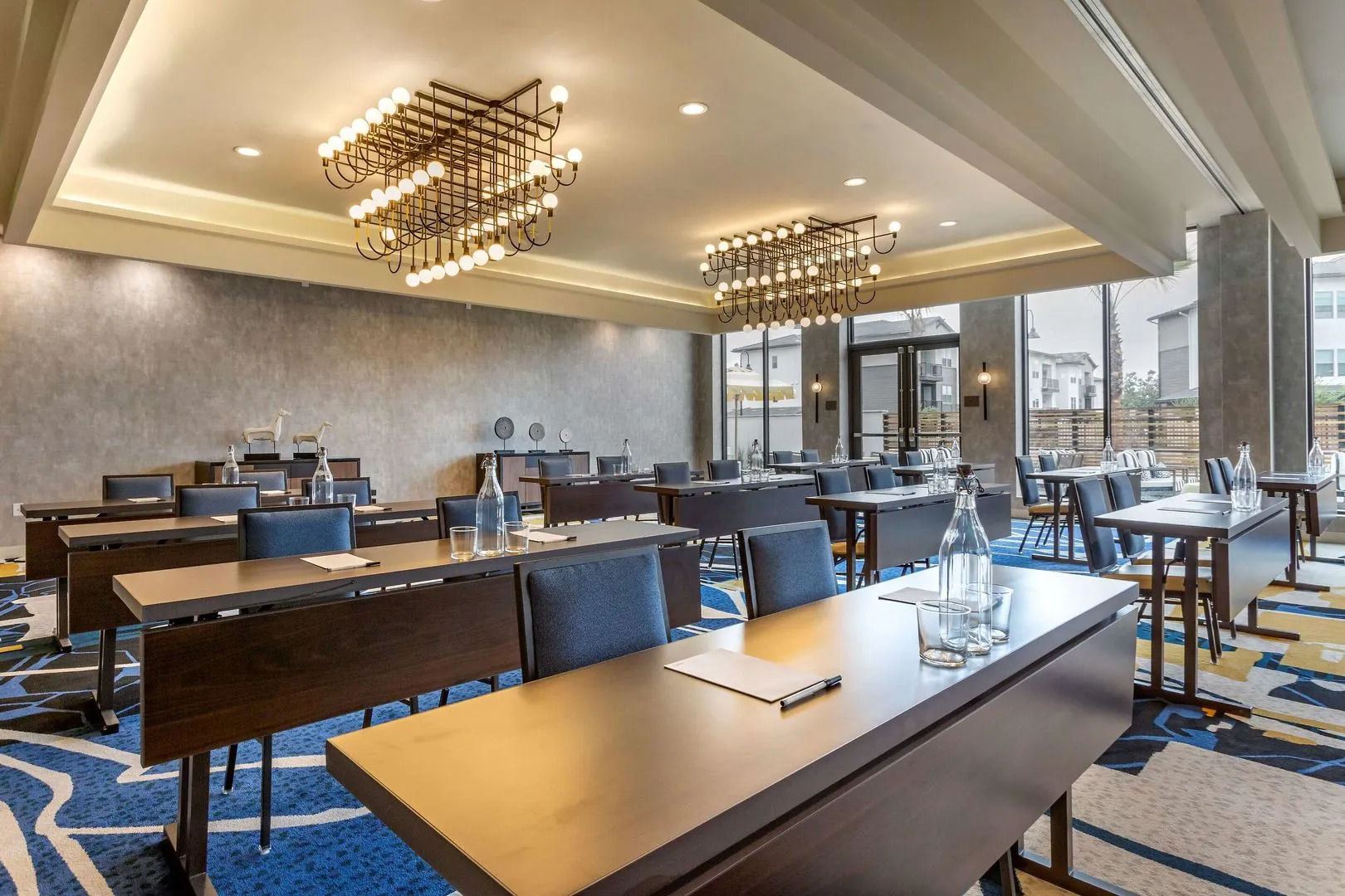 Hotel Centro Sonoma Wine Country, Tapestry Collection Hilton