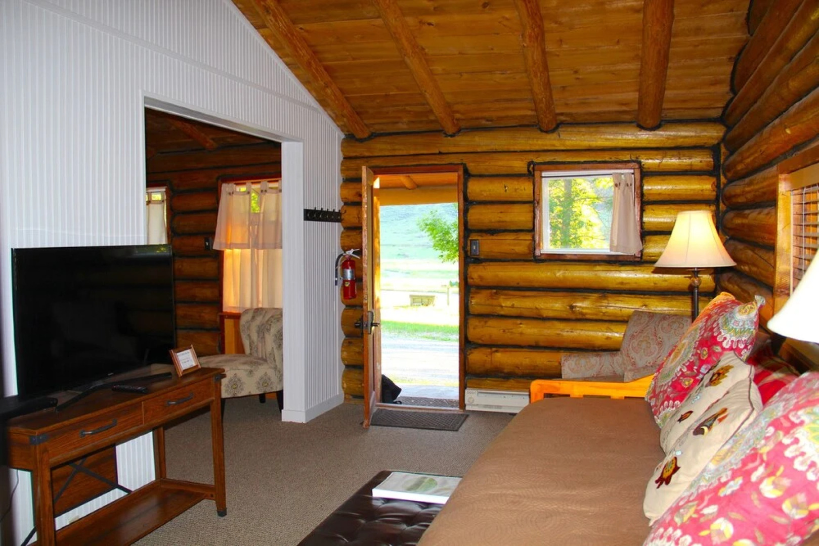 Yellowstone Hot Spring Cabins