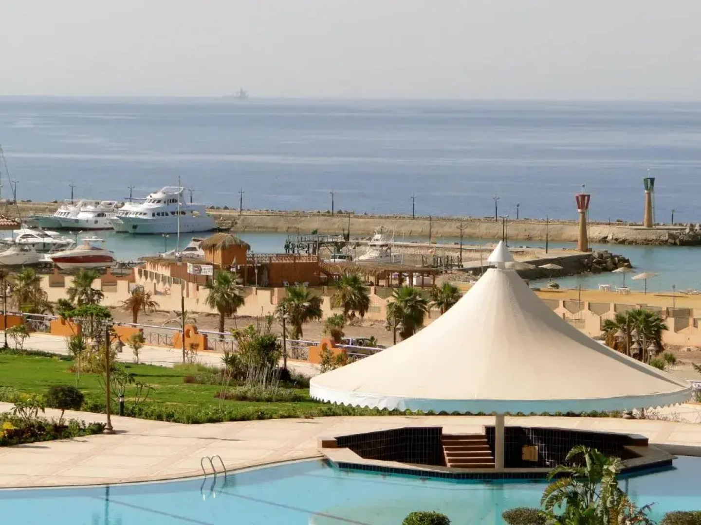 Porto Sokhna Pyramids Apartments By Amer-Group