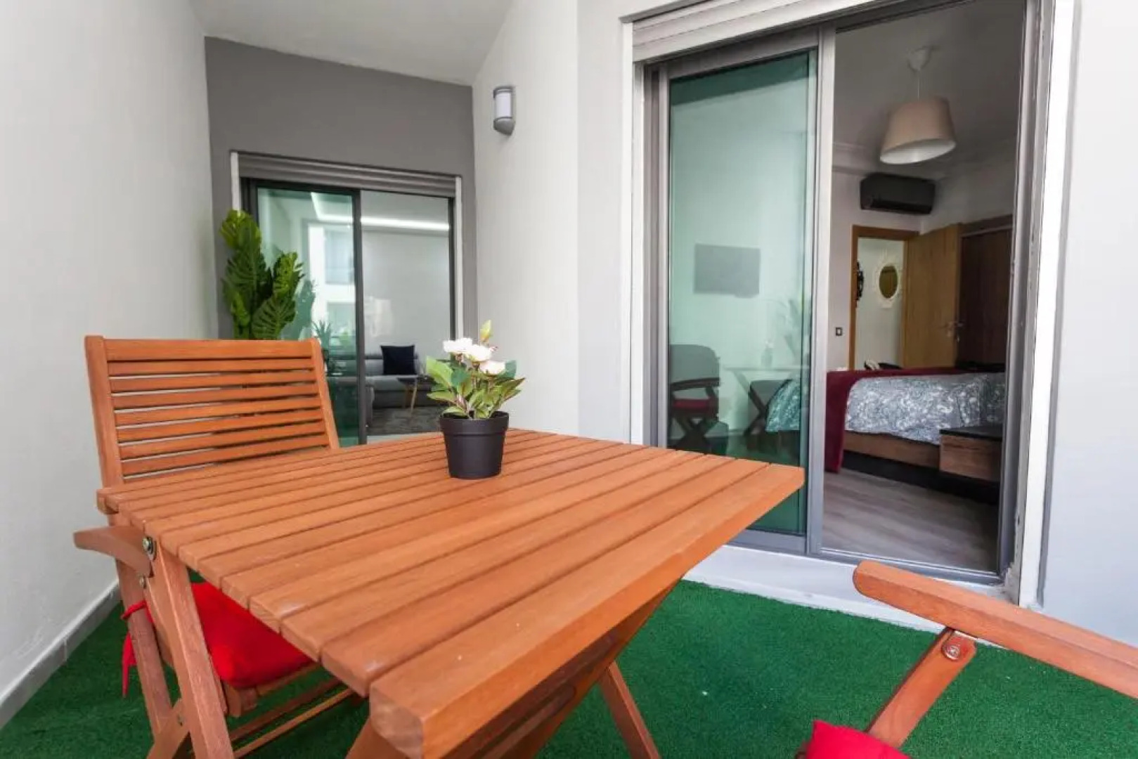 Miramar Residence Beach