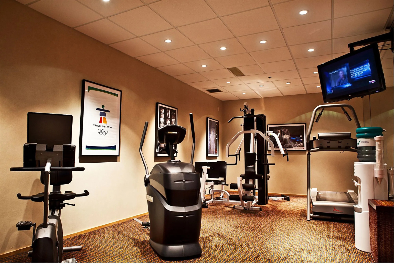 Holiday Inn Express & Suites Langley by IHG