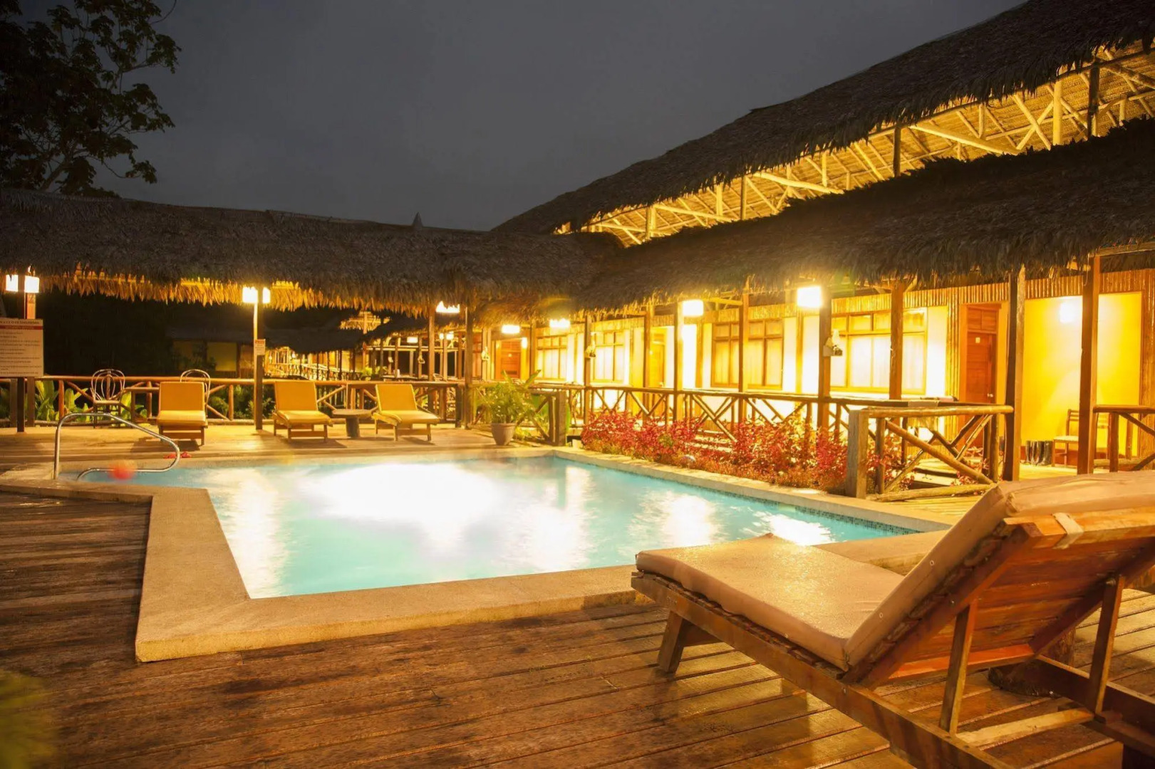 Heliconia Amazon River Lodge