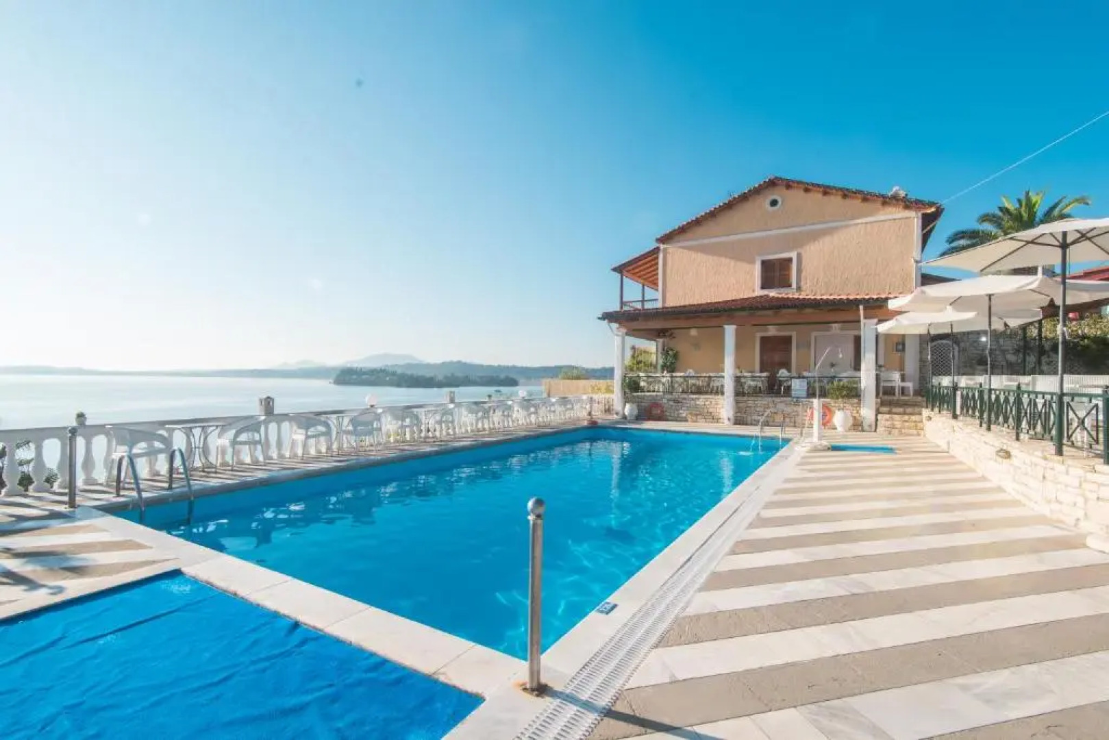 Kommeno Bay Apartments