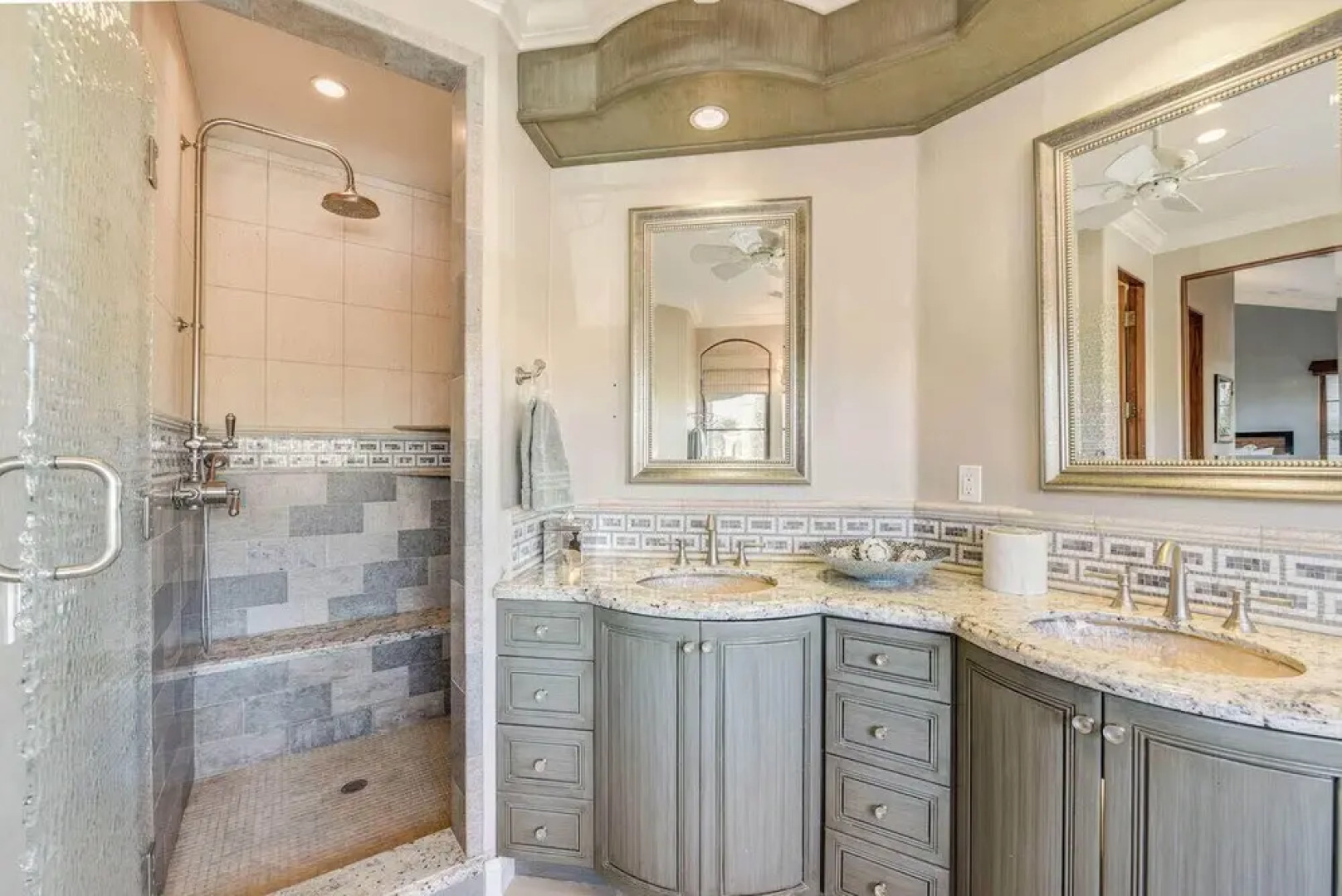 Beach Villa at 507 Goldenrod