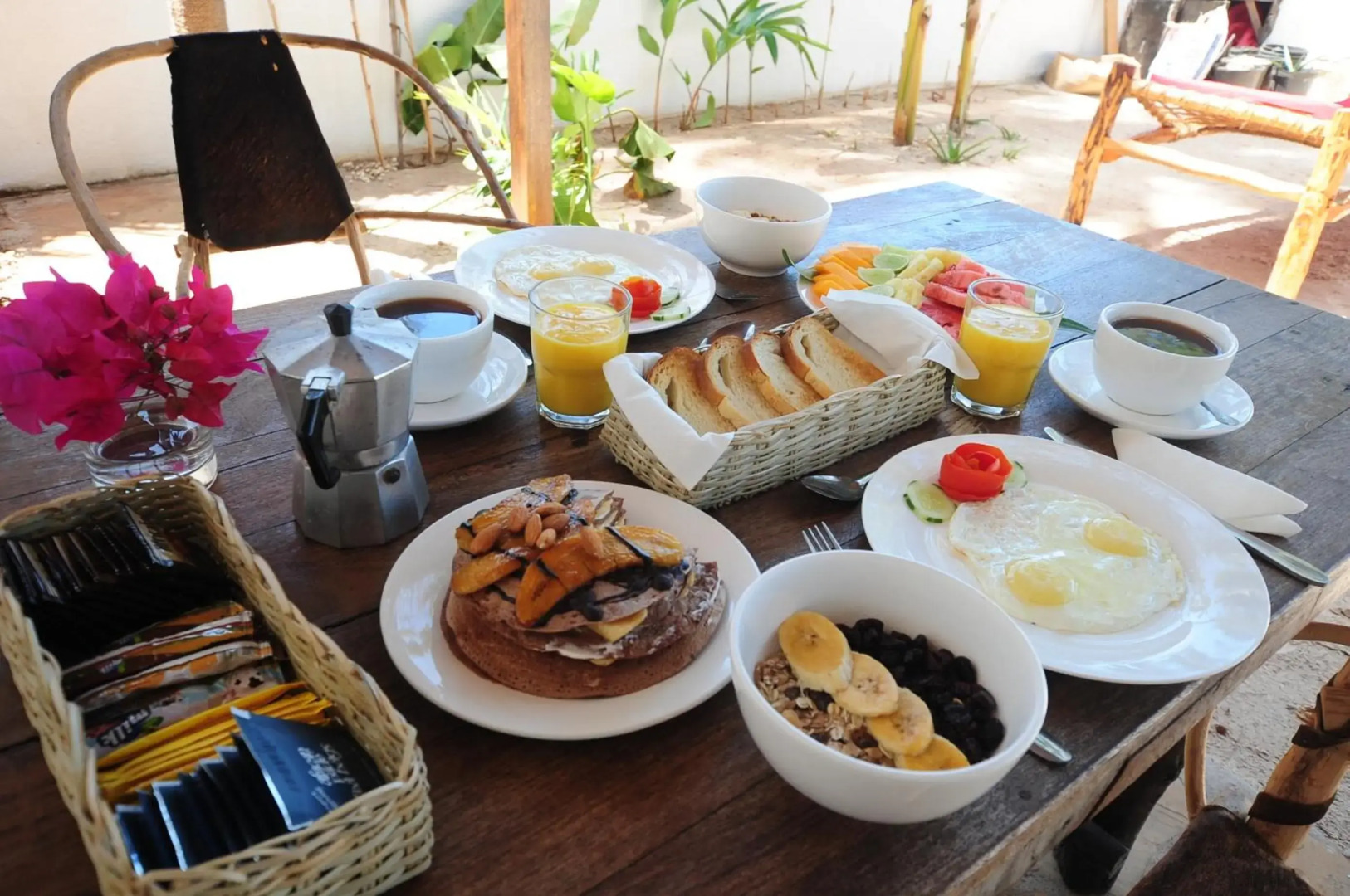 Beachfront Turtle House ZanzibarHouses