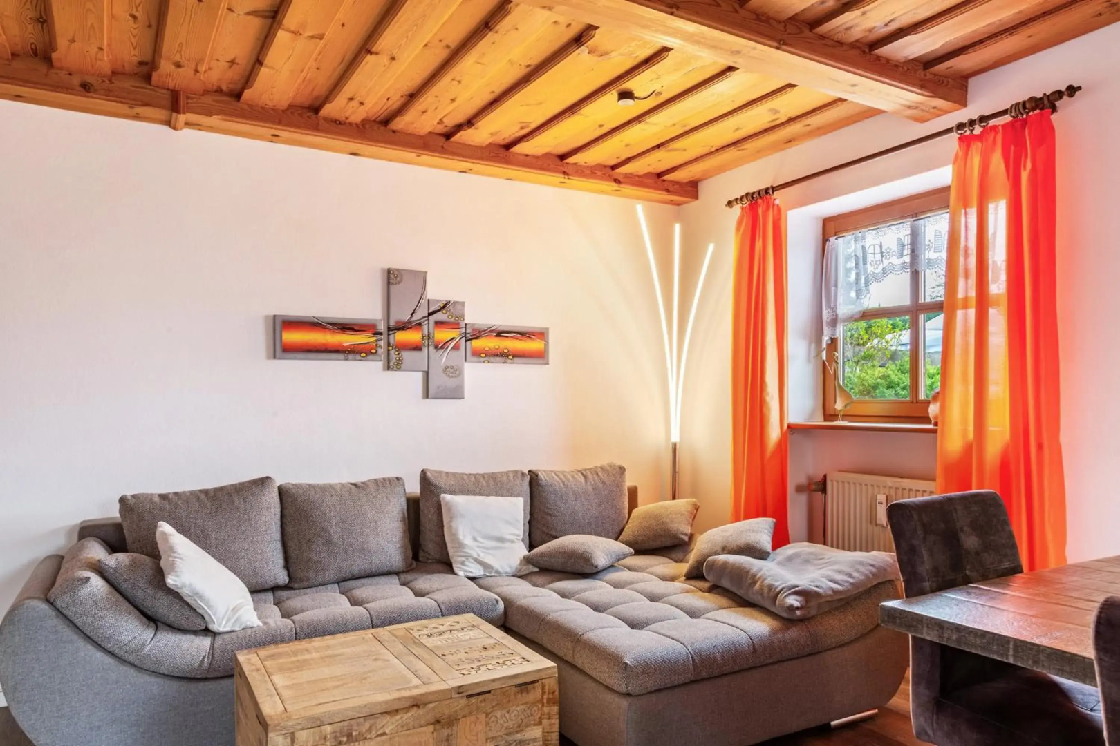 Komfortwohnung mit Pool und Sauna