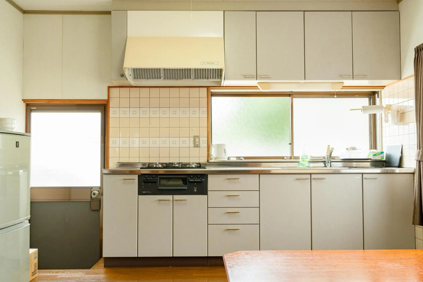 とまばりゲストハウス