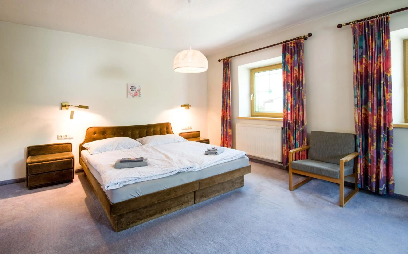 Wonderful bright apartment with balcony & garden