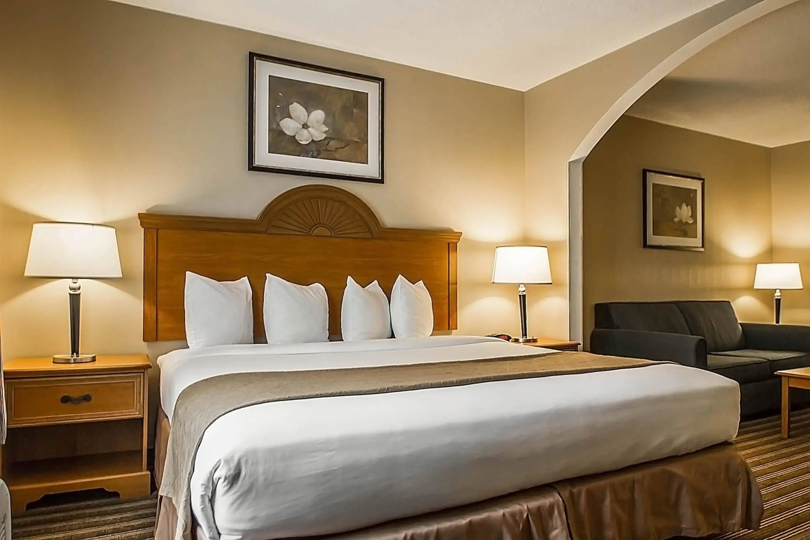 Quality Inn & Suites Fishkill South near I-84