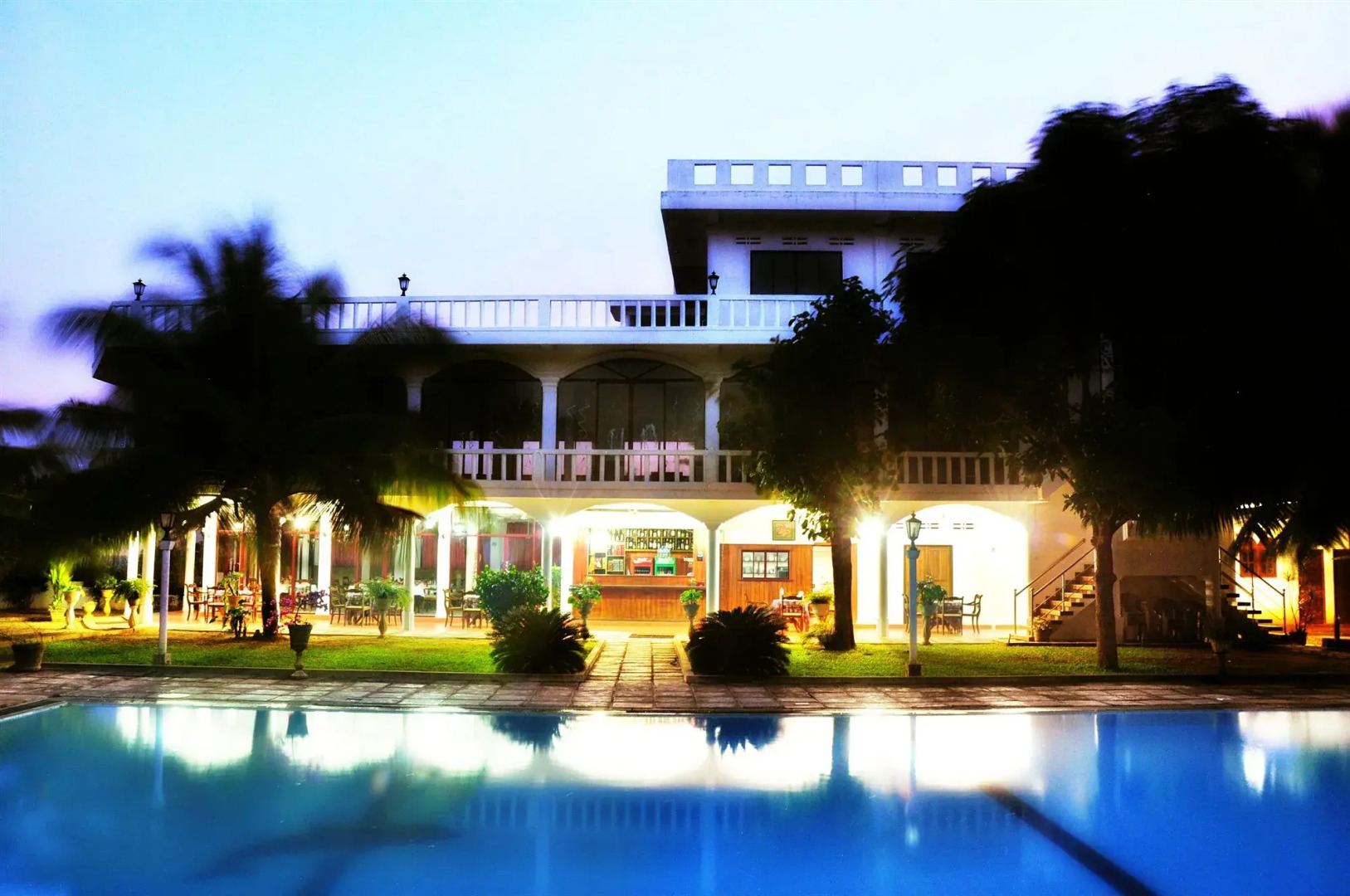 Hotel Lagoon Paradise