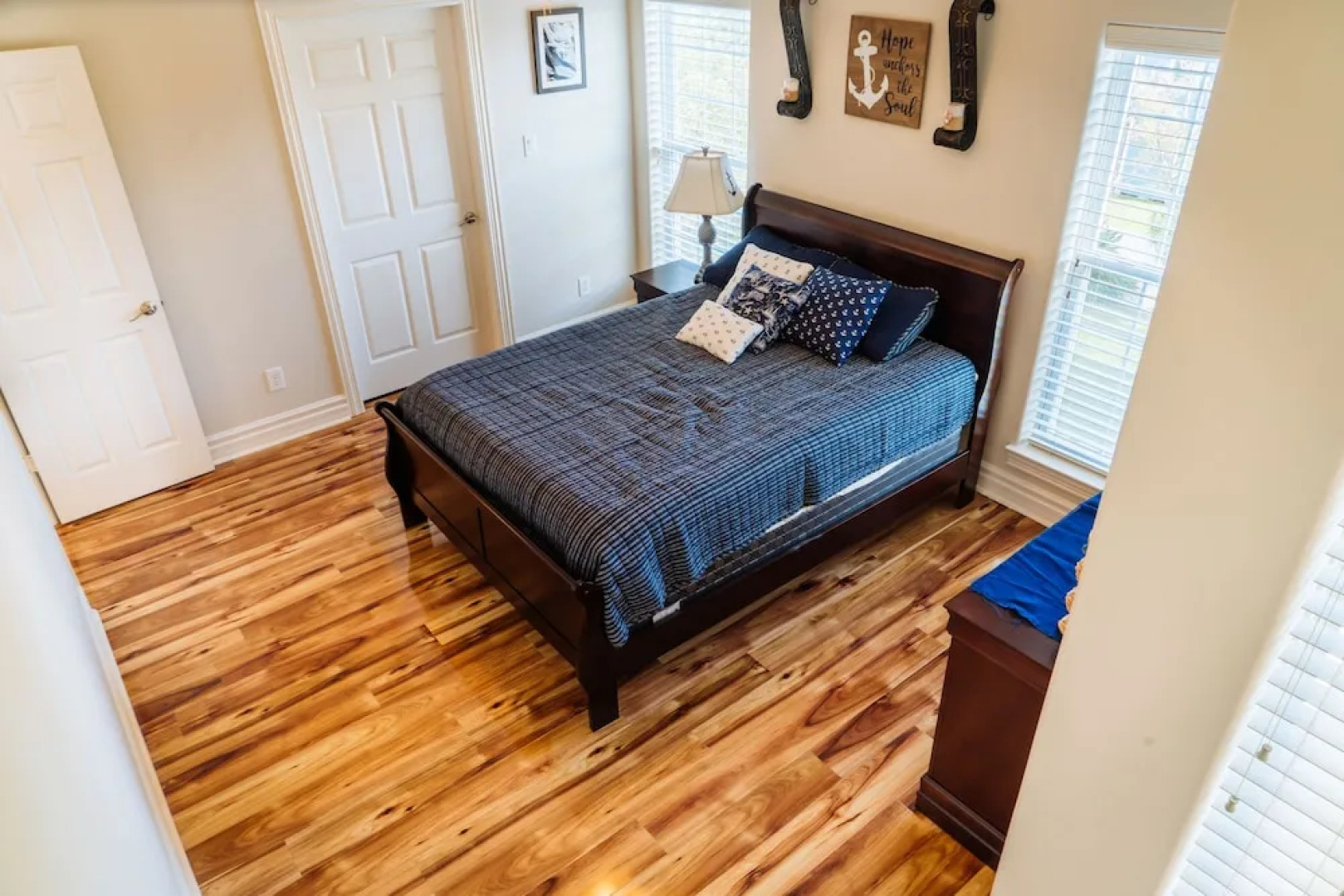 Spacious Kemah Boardwalk Townhome