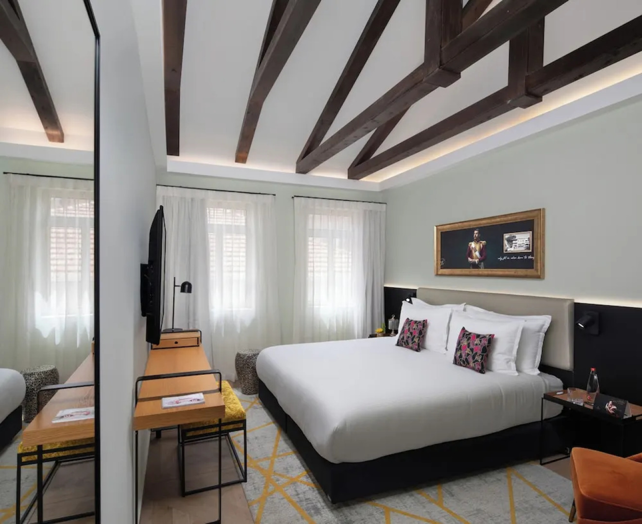 Rephael House Boutique Hotel