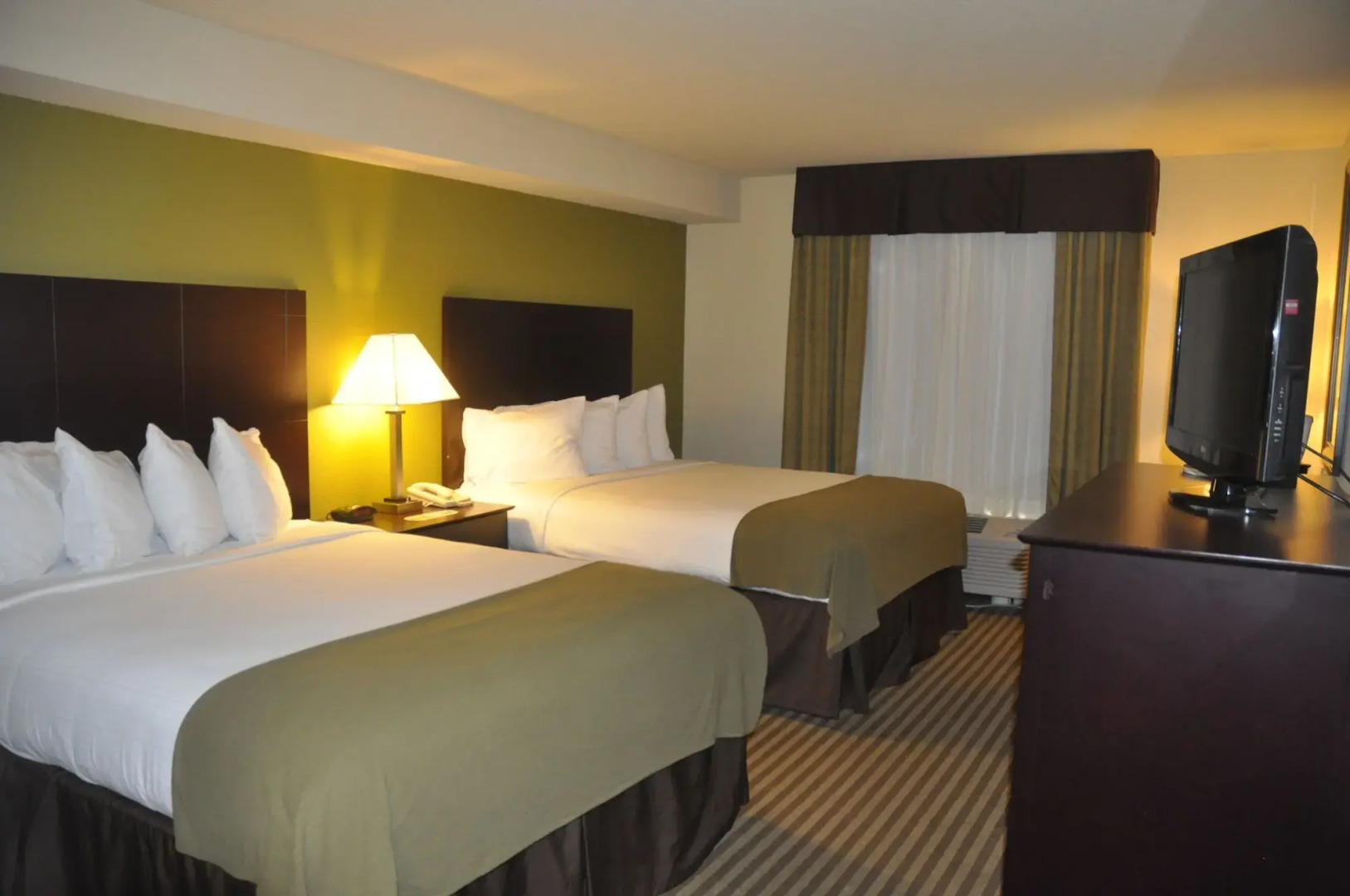 Holiday Inn Express Sarasota East - I-75 by IHG