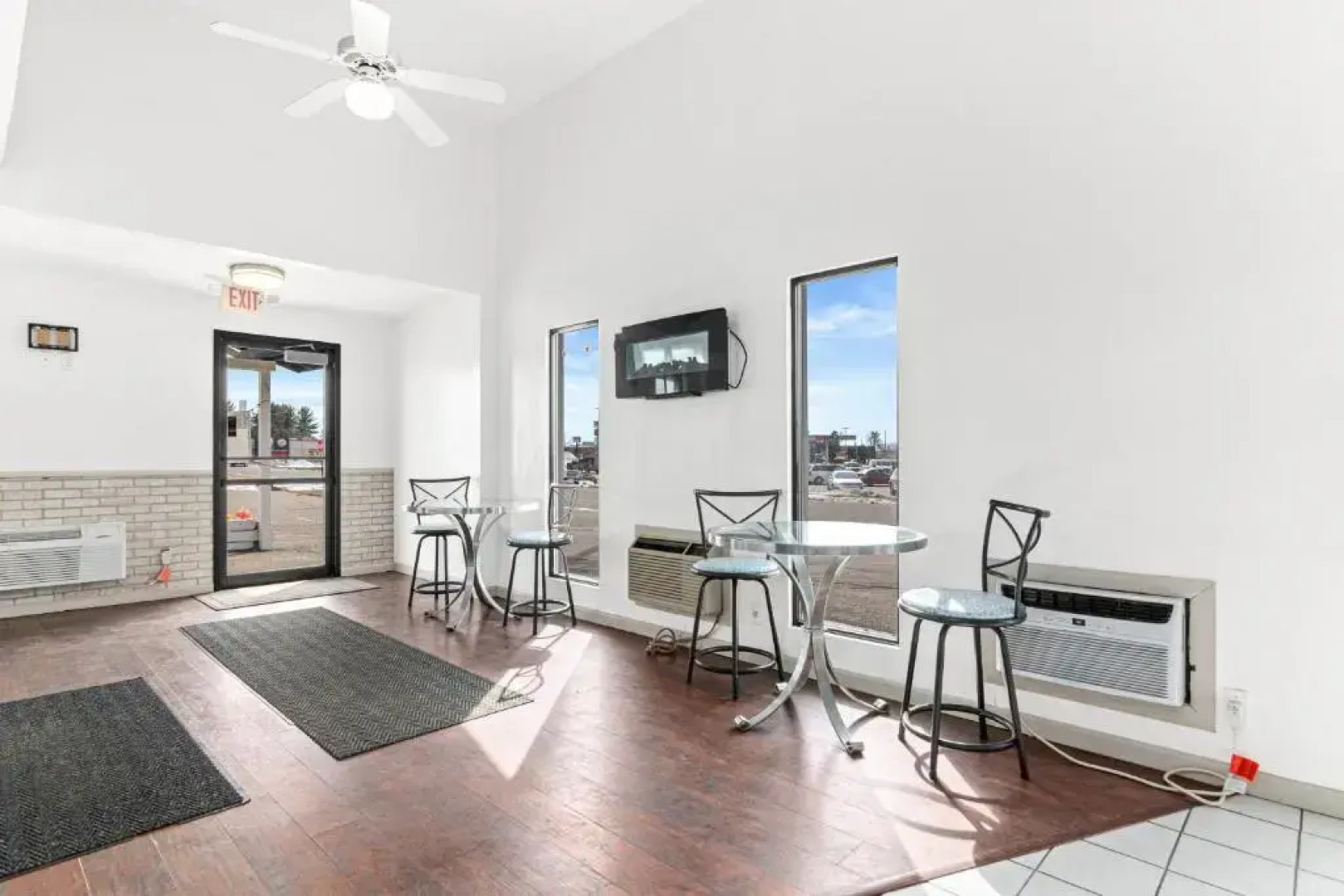 Super 8 Little Falls