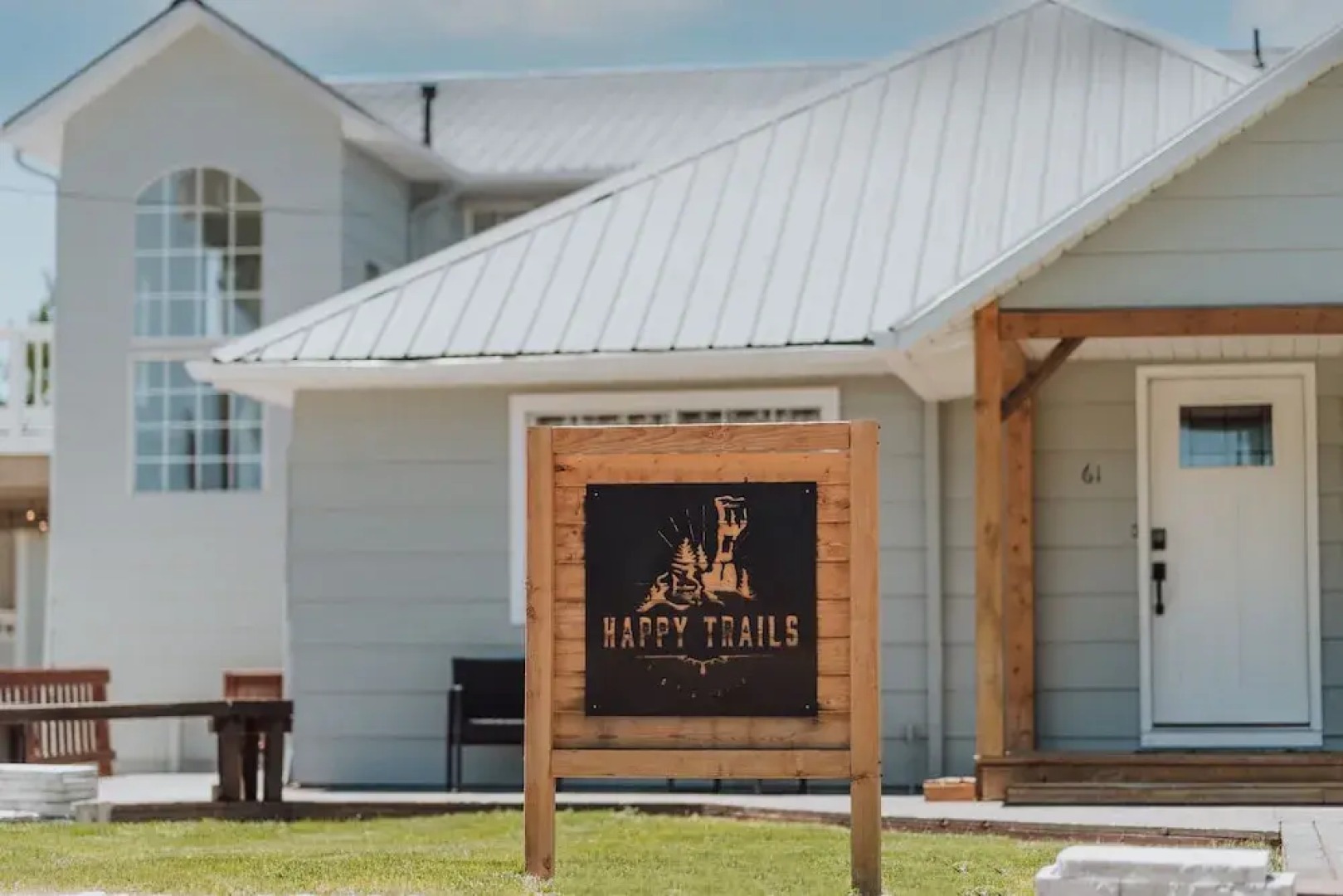 Happy Trails Bed and Breakfast